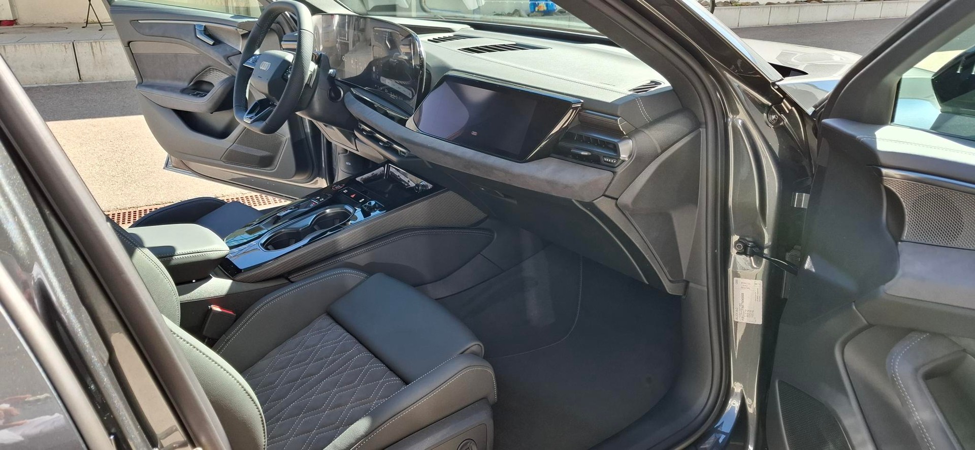 AUDI A6 Avant TDI quattro 220 kW S tronic-image-8