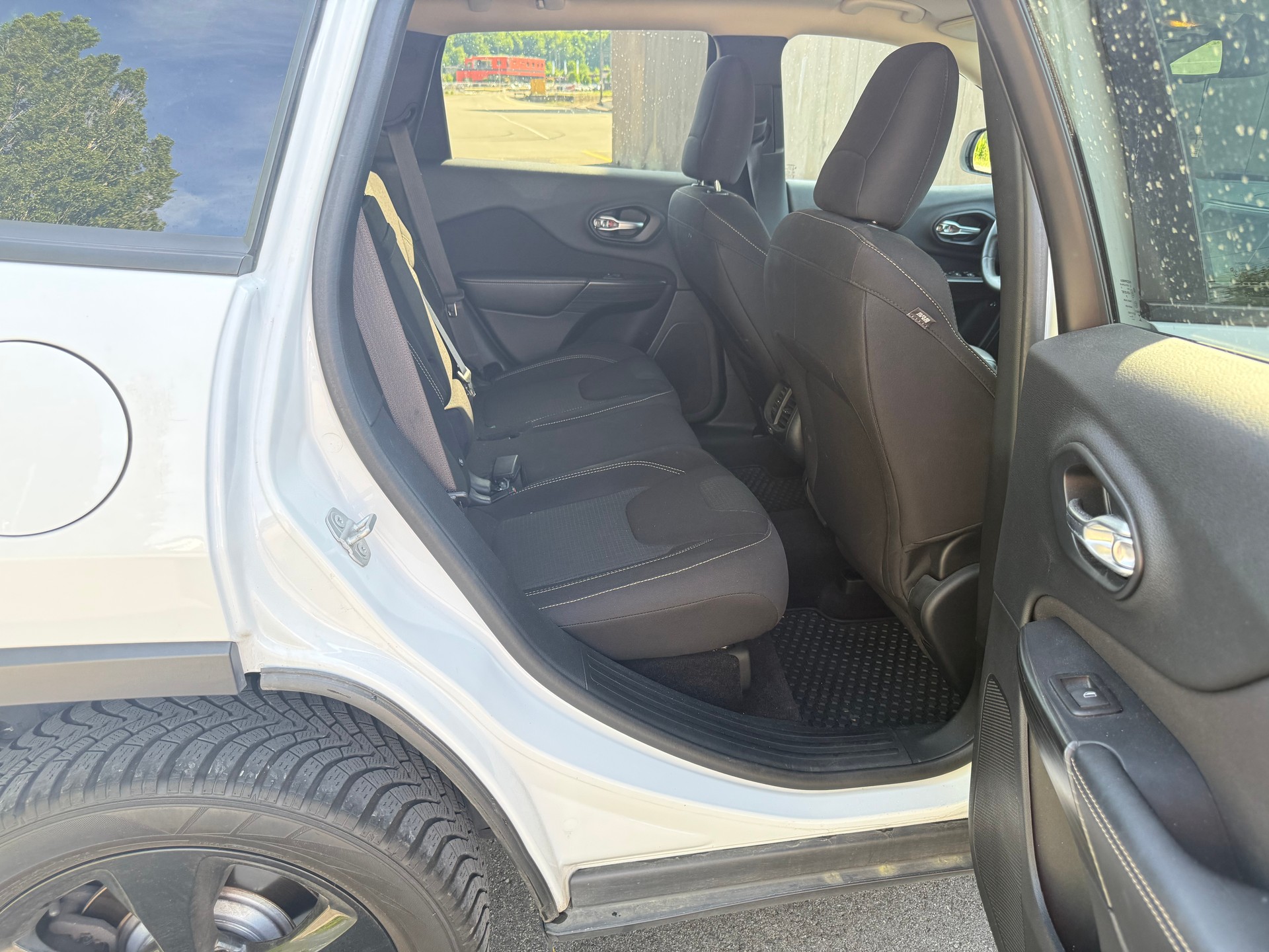 JEEP Cherokee 2.2TD Night Eagle AWD 9ATX AD-image-10