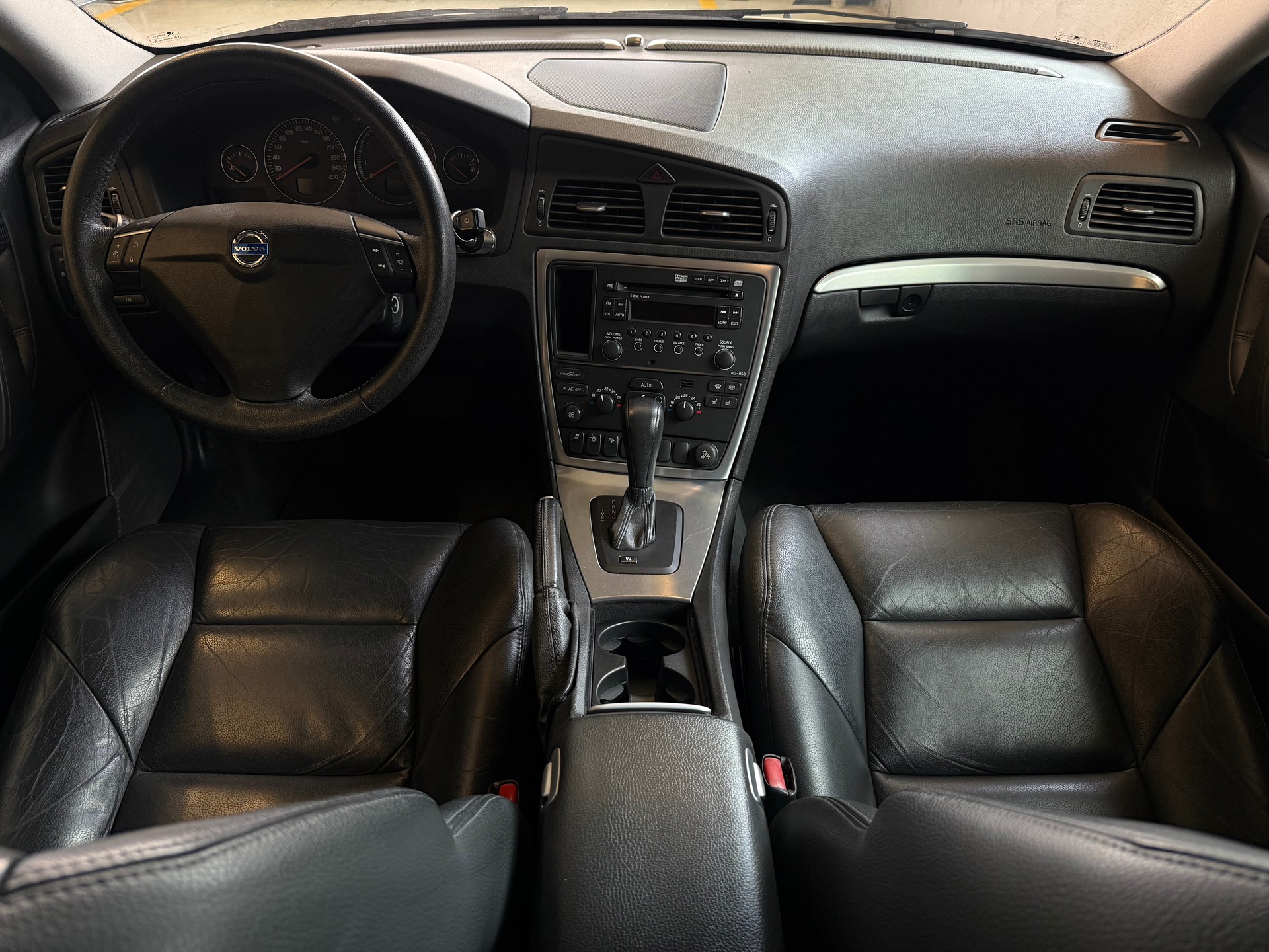 VOLVO S60 2.5T AWD Summum-image-12