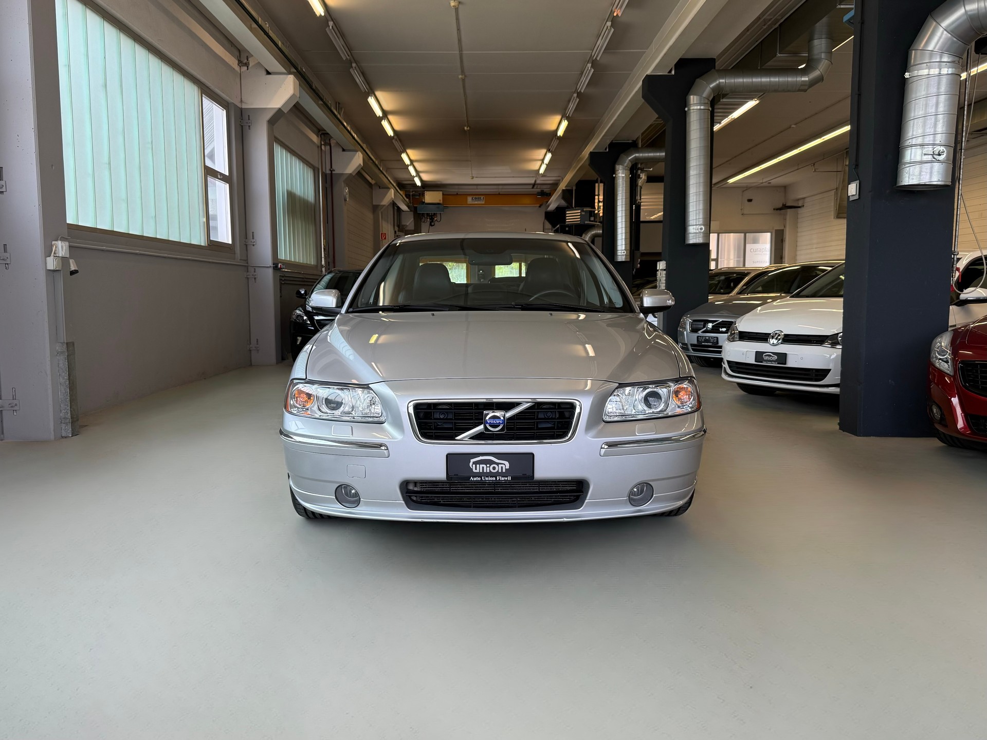 VOLVO S60 2.5T AWD Summum-image-2
