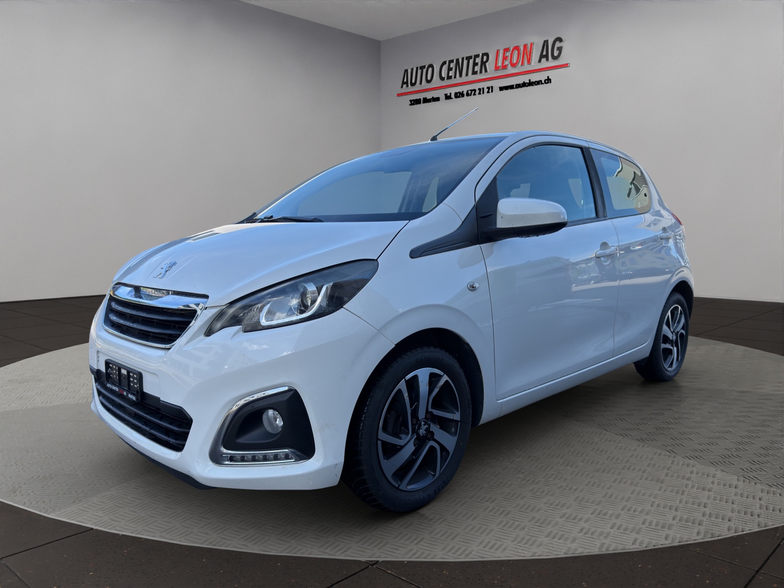 PEUGEOT 108 1.2 VTi Active-showroom-element-1