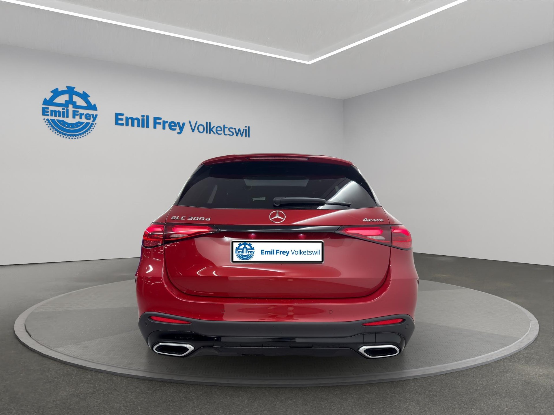 MERCEDES-BENZ GLC 300 d AMG Line 4matic-image-5