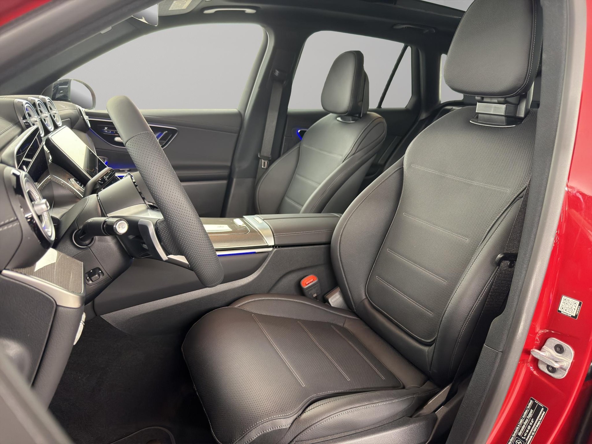 MERCEDES-BENZ GLC 300 d AMG Line 4matic-image-8