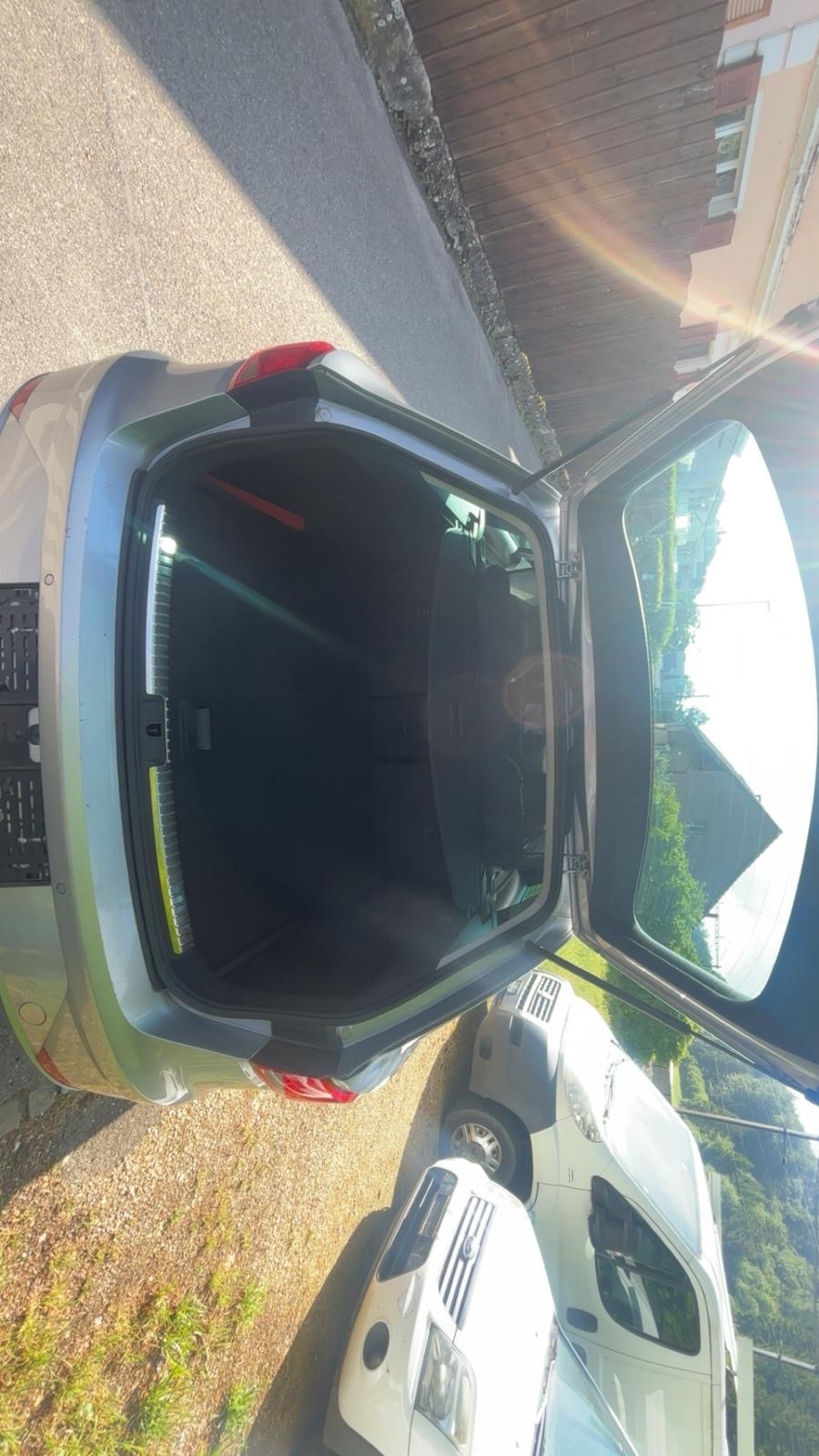 SEAT Leon ST 1.6 TDI CR Style DSG-image-6