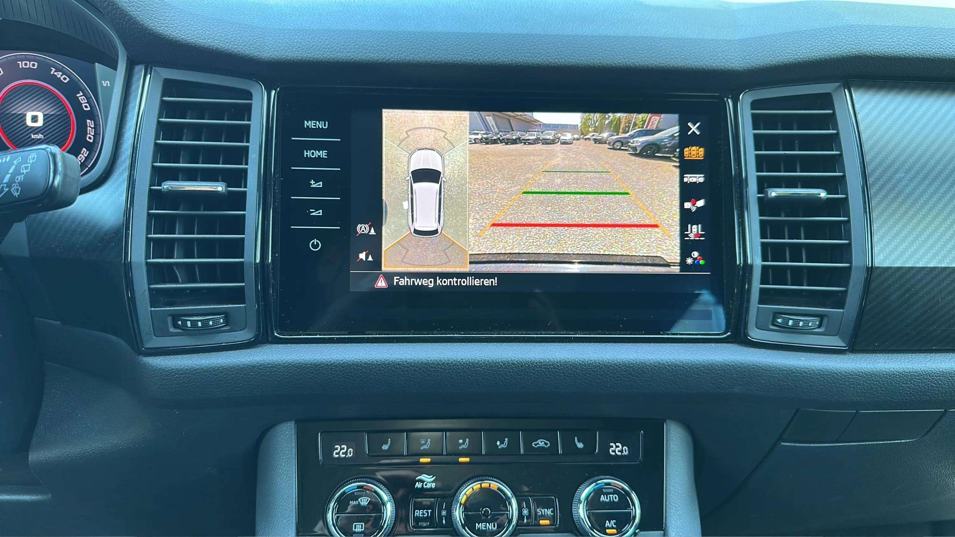 SKODA Kodiaq 2.0 Bi-TDI SCR RS 4x4 DSG mit AHK & Panoramadach-image-15