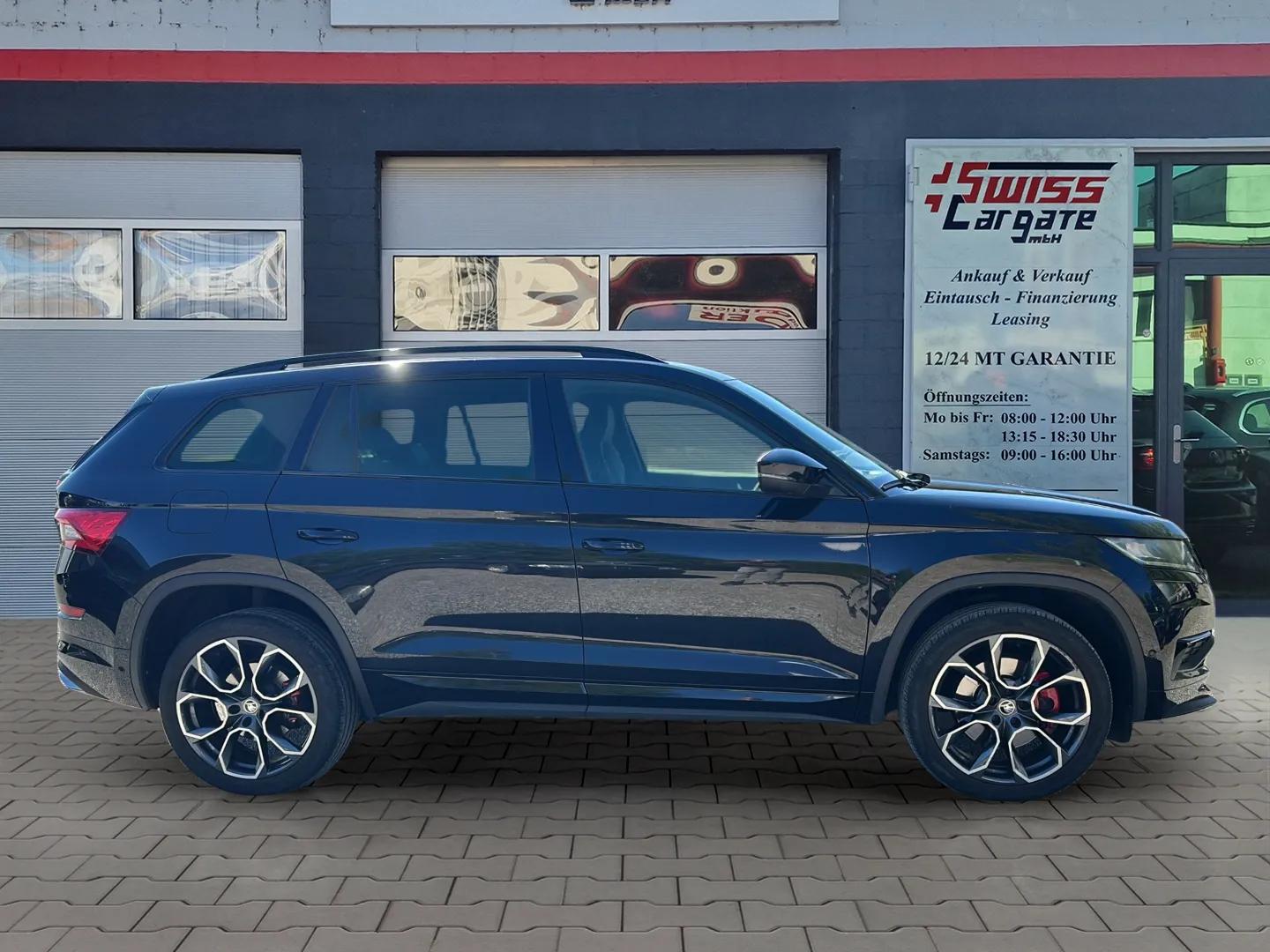 SKODA Kodiaq 2.0 Bi-TDI SCR RS 4x4 DSG mit AHK & Panoramadach-image-8