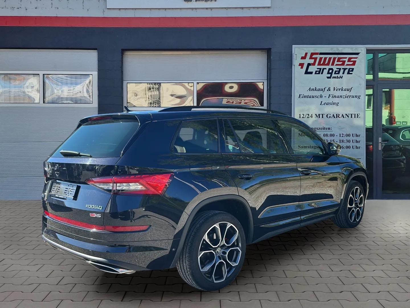 SKODA Kodiaq 2.0 Bi-TDI SCR RS 4x4 DSG mit AHK & Panoramadach-image-7