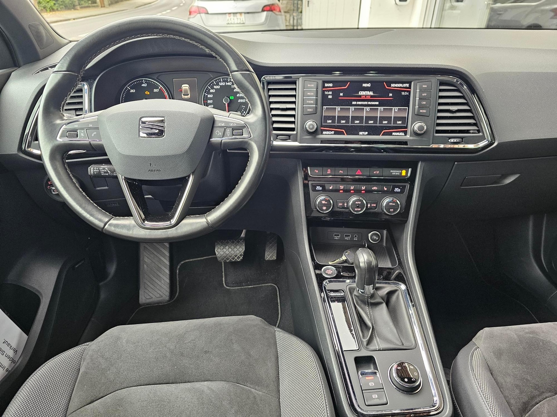 SEAT Ateca 2.0 TDI Xcellence 4Drive DSG-image-9