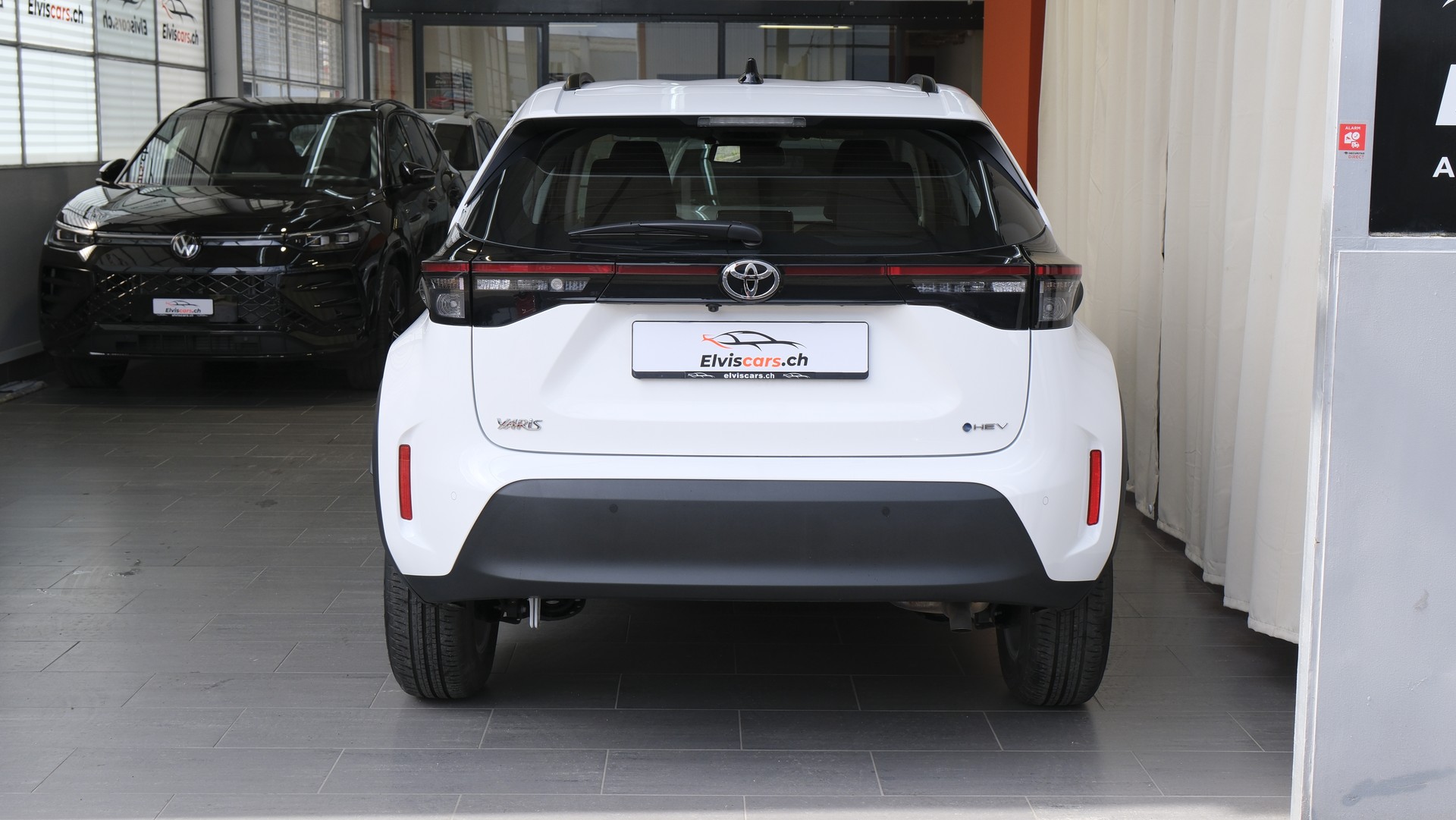 TOYOTA Yaris Cross 1.5 Trend e-CVT-image-11