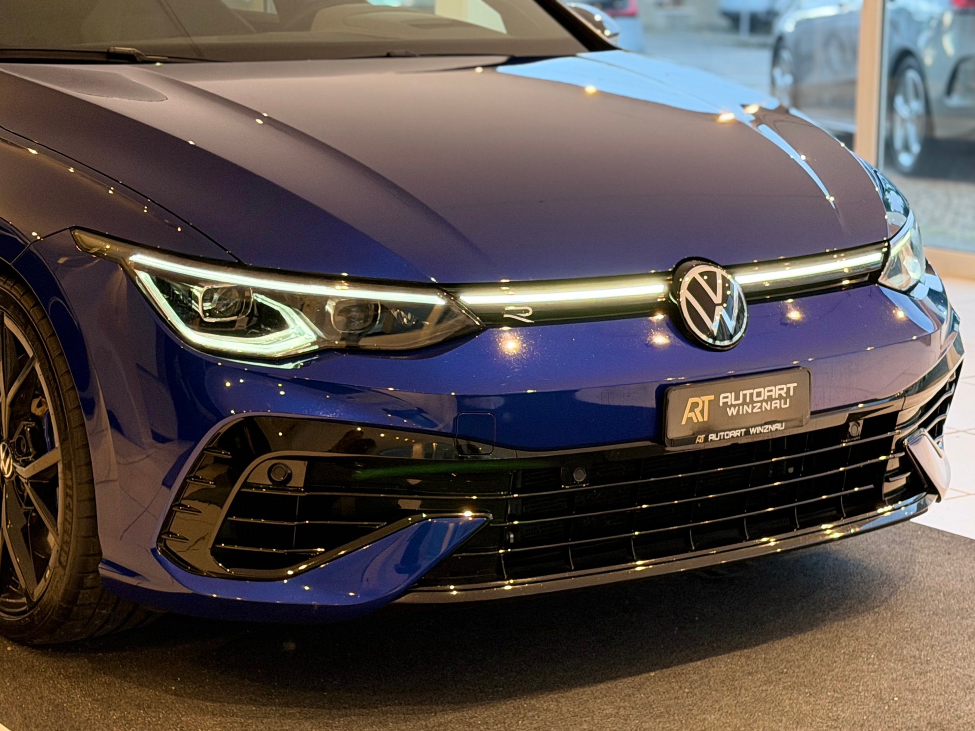 VW Golf 2.0 TSI R DSG 4Motion **Performance Paket**-image-29