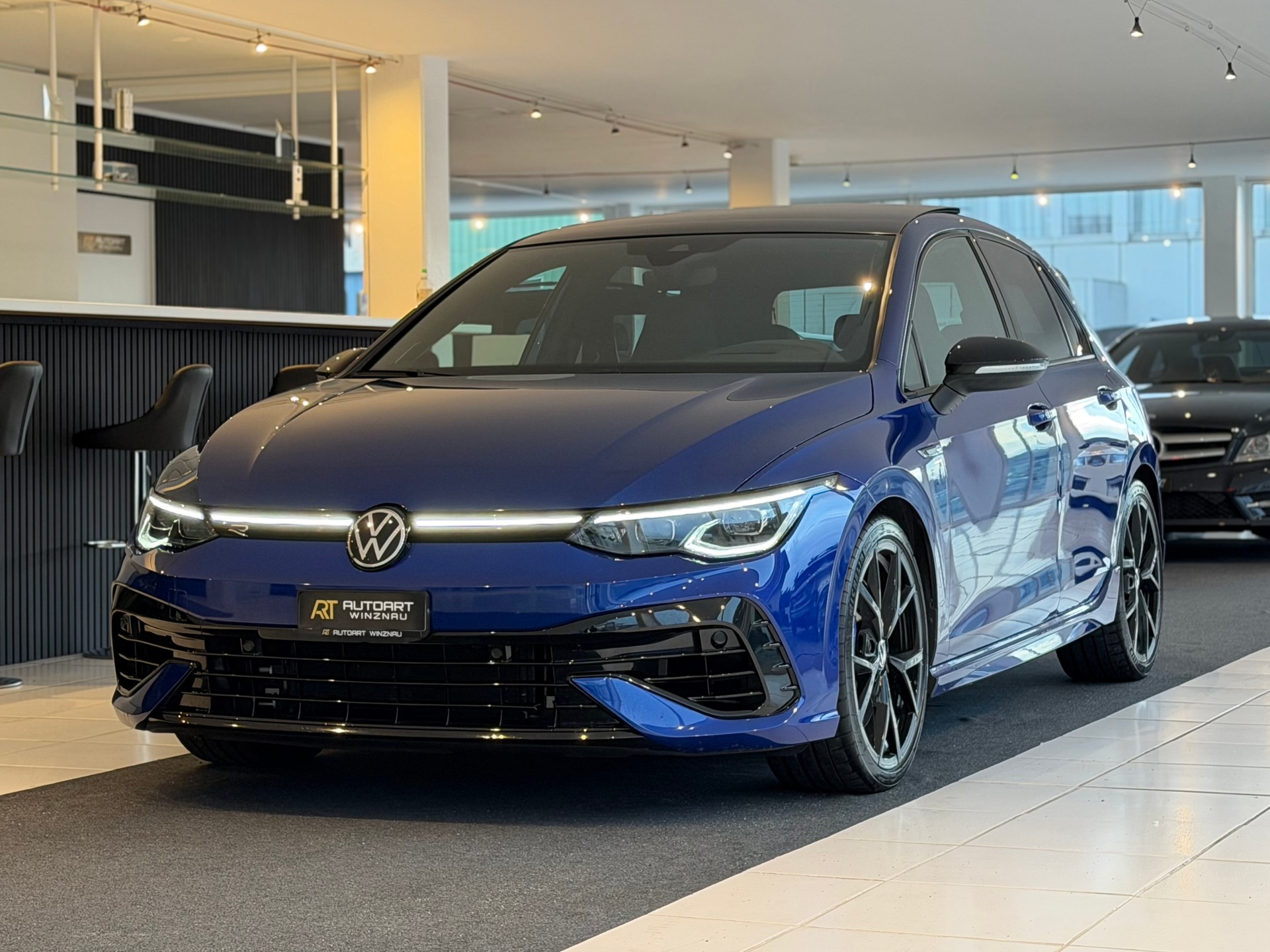 VW Golf 2.0 TSI R DSG 4Motion **Performance Paket**