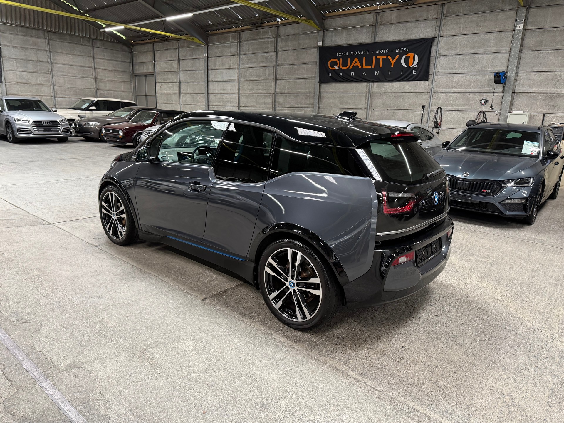BMW i3s (120Ah) Fleet Edition-image-5