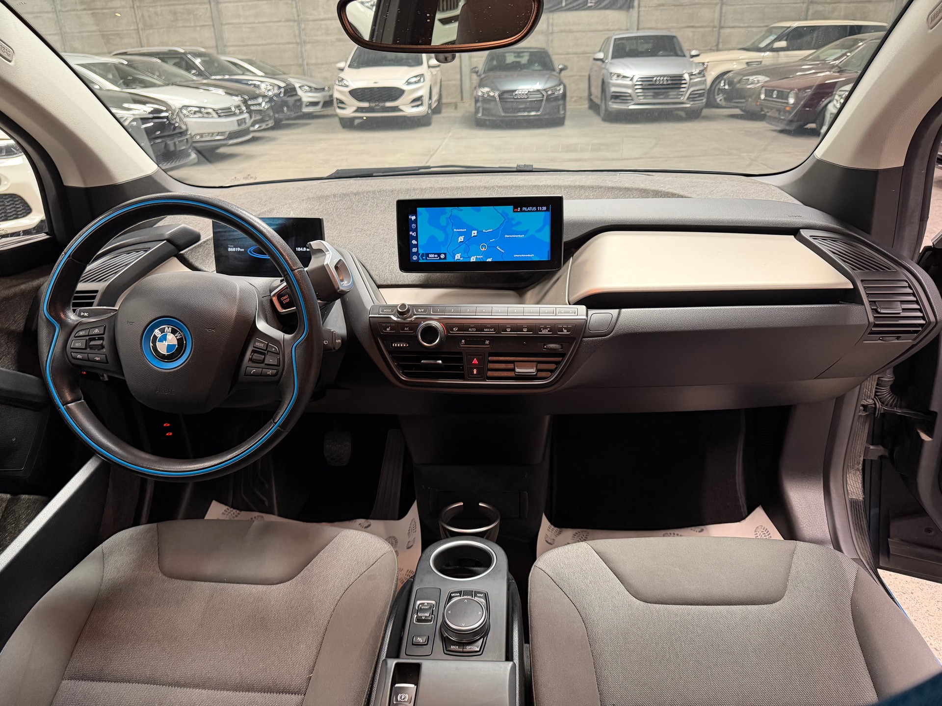 BMW i3s (120Ah) Fleet Edition-image-14