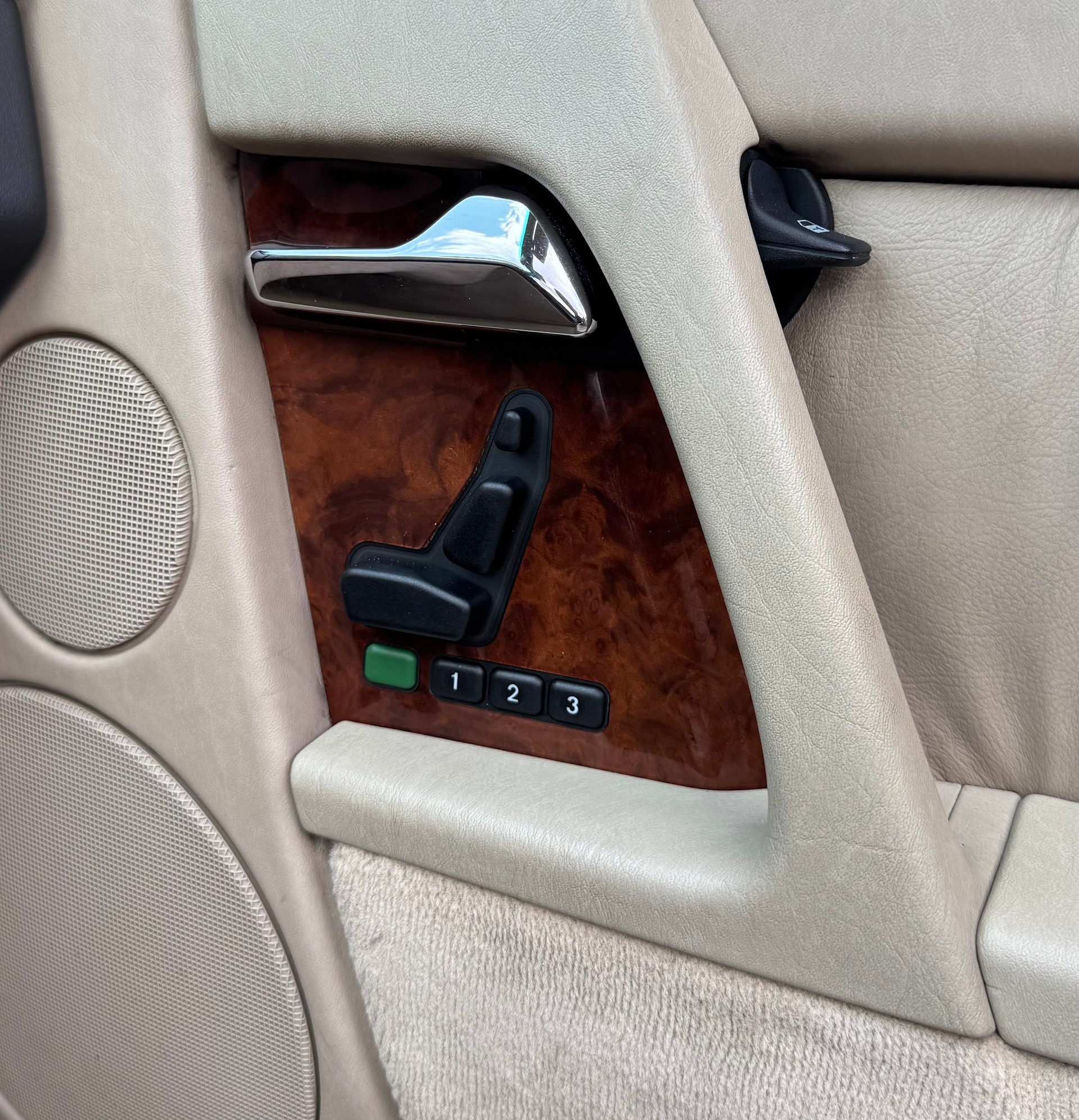 MERCEDES-BENZ SL 280-image-19