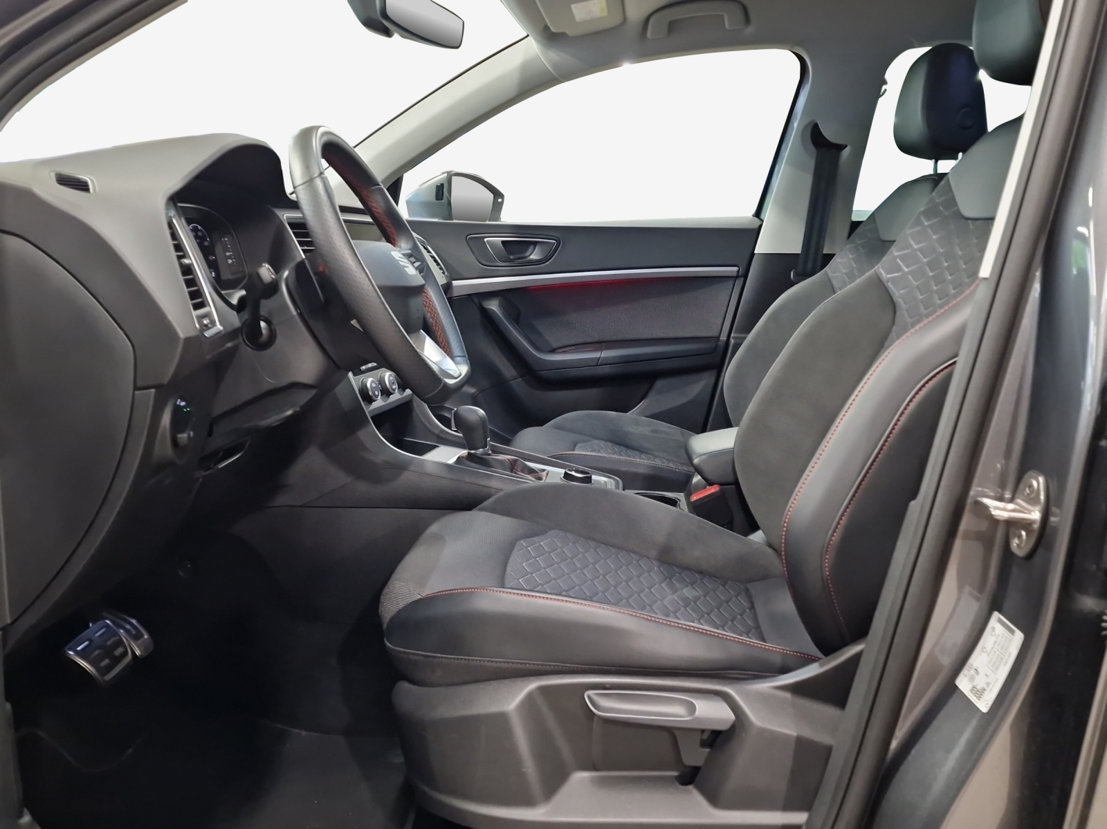 SEAT Ateca 1.5 TSI EVO DSG FR-image-13