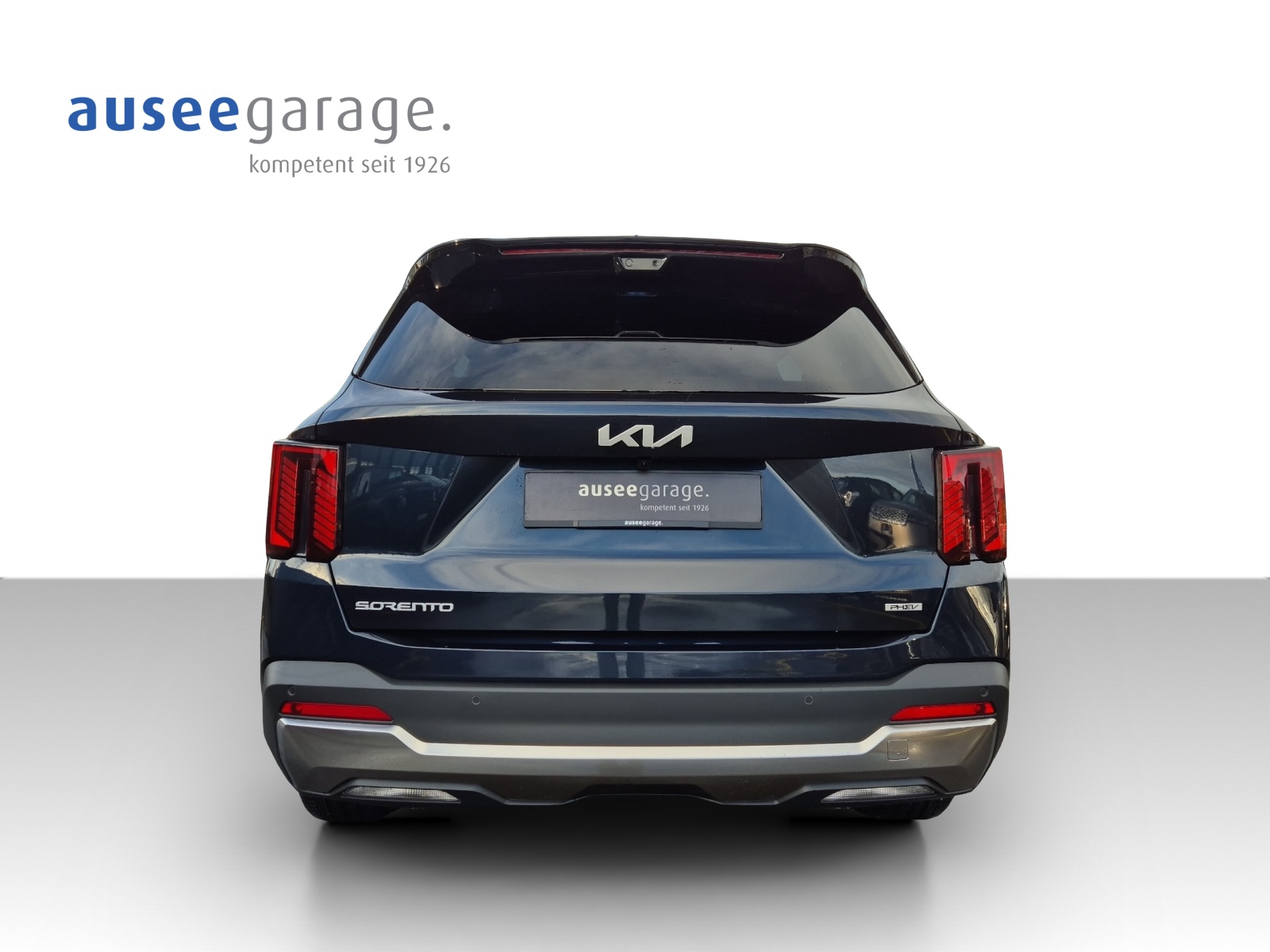 KIA Sorento 1.6 T-GDi Plug-in Hybrid Style 7P-image-3