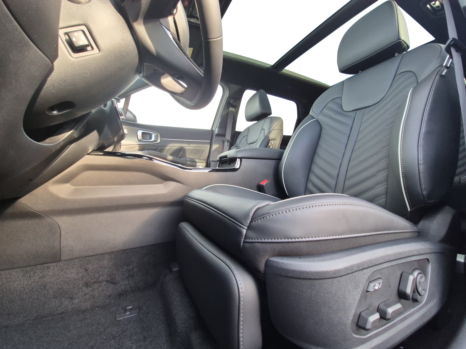 KIA Sorento 1.6 T-GDi Plug-in Hybrid Style 7P-image-4