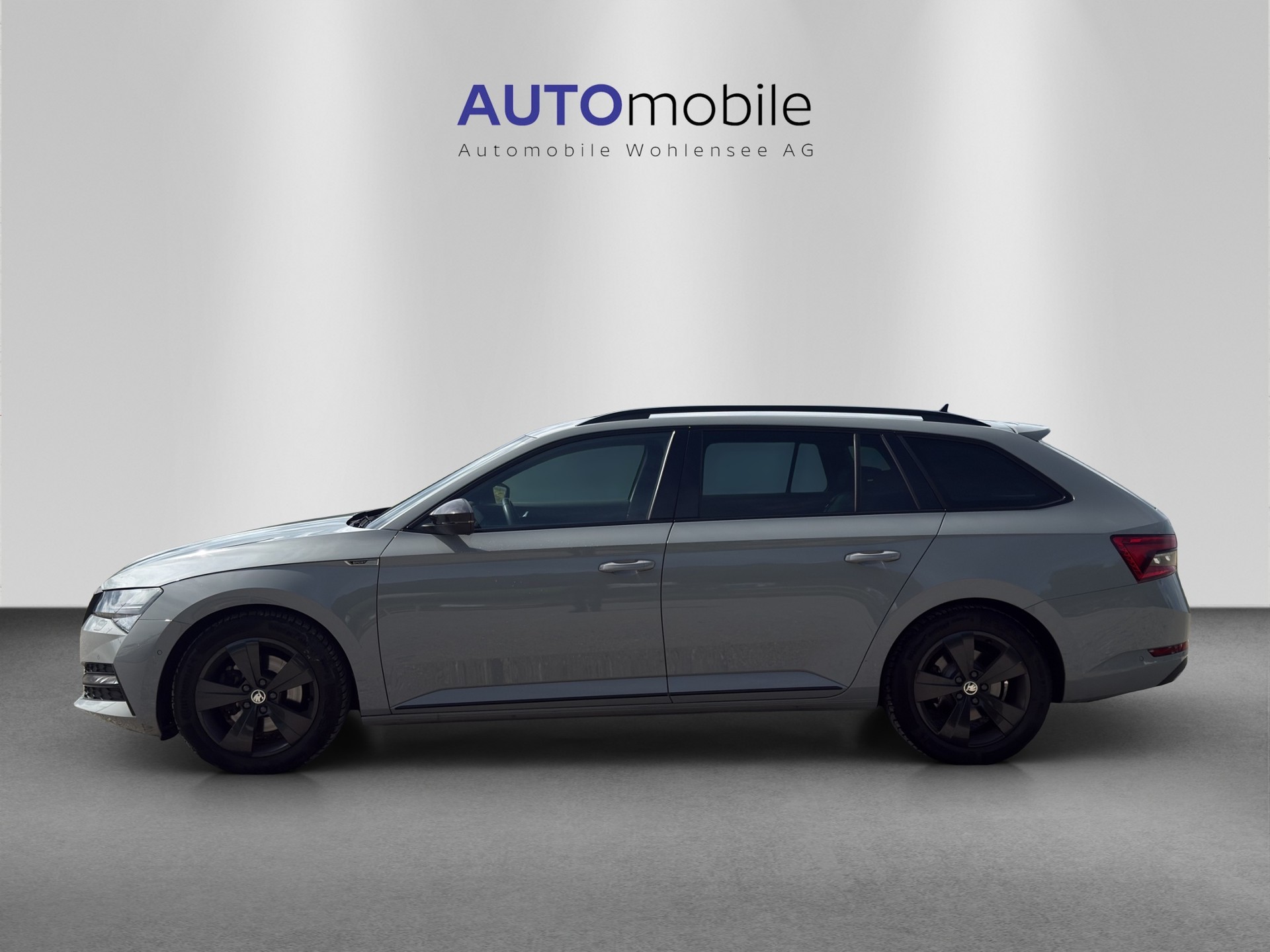 SKODA Superb Combi 2.0 TDi SportLine Light 4x4 DSG