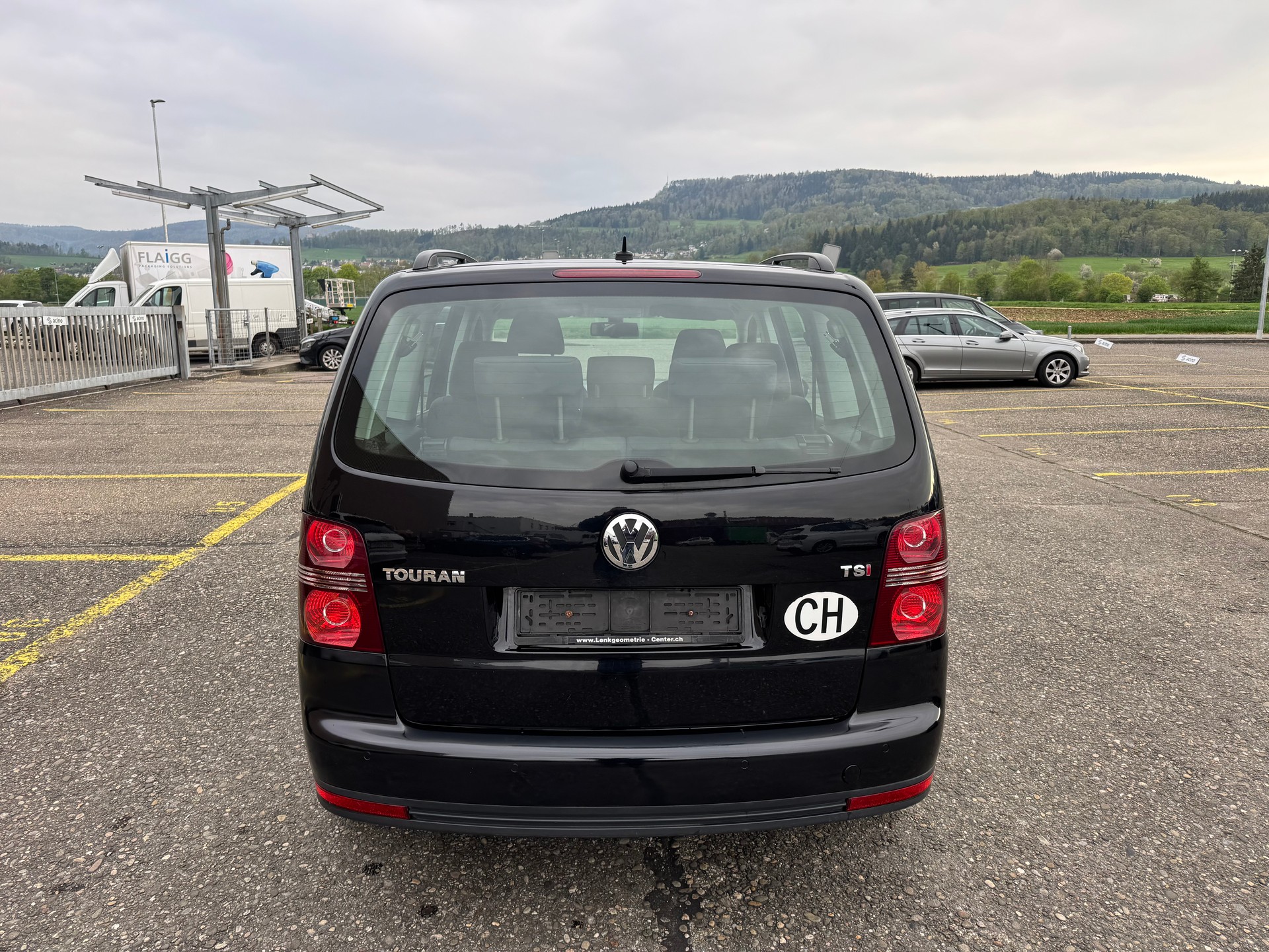 VW Touran 1.4 TSI Highline-image-5