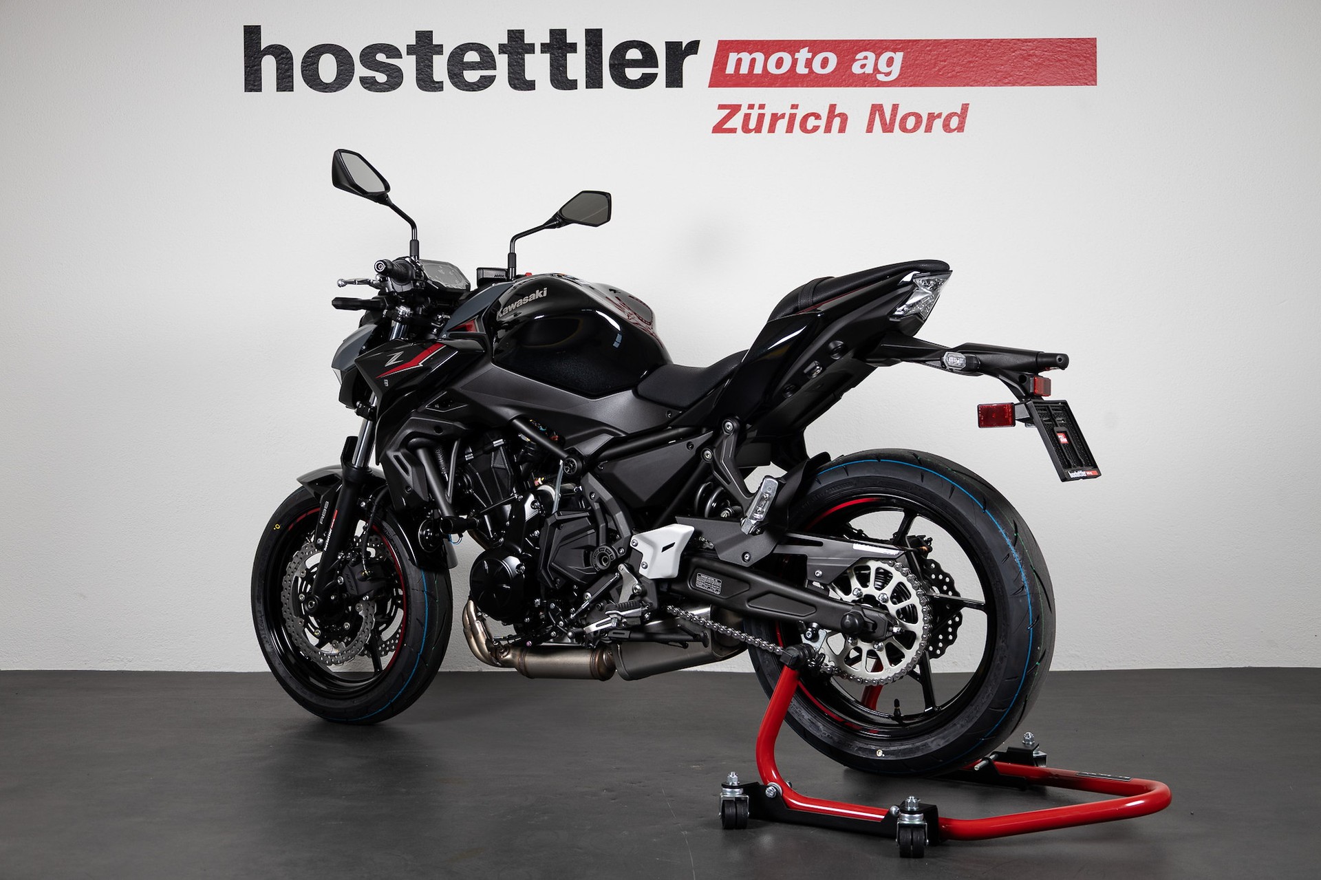 KAWASAKI Z650-showroom-element-3