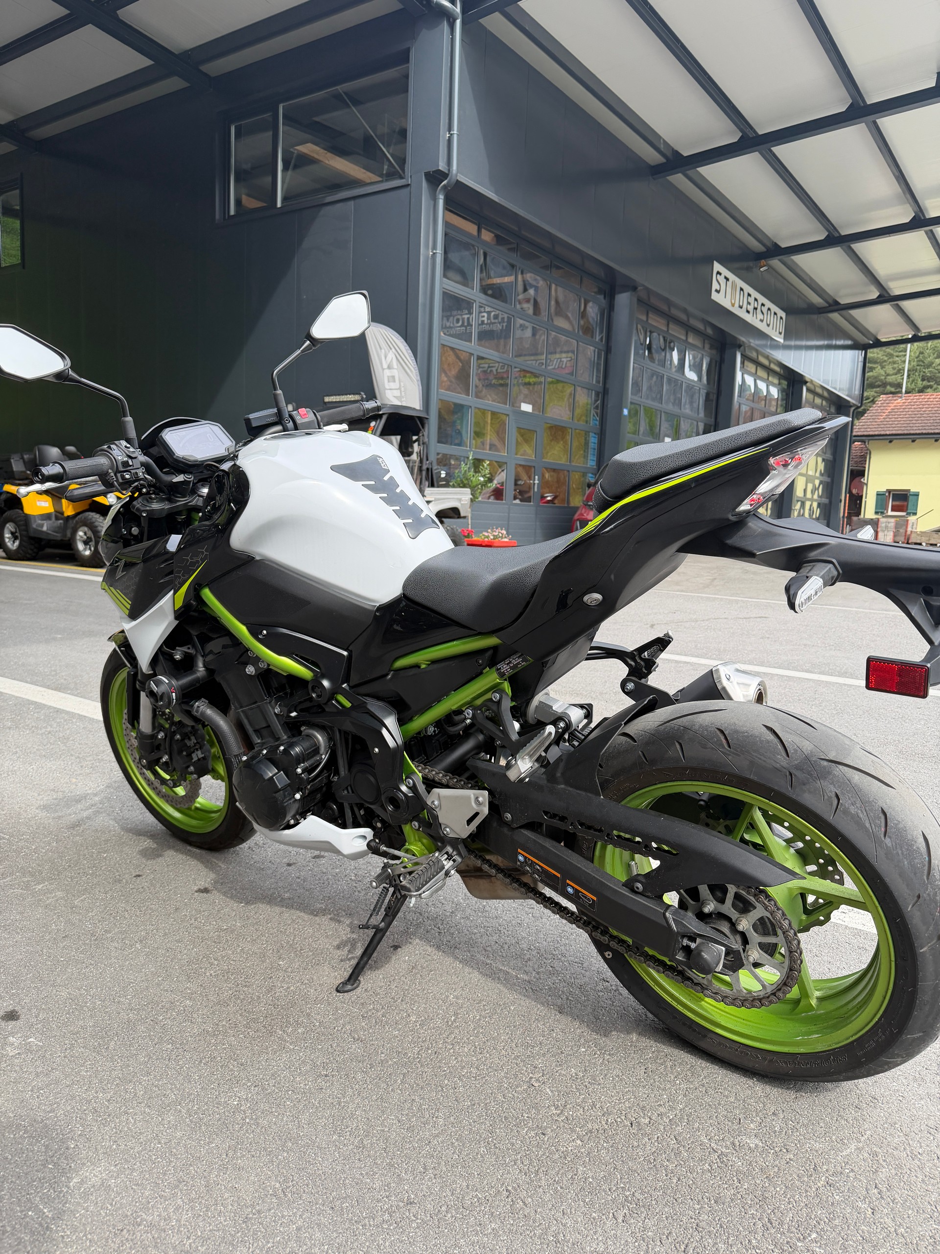 KAWASAKI Z 900 Performance-image-3