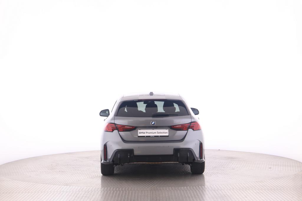 BMW 123 xDrive-image-11