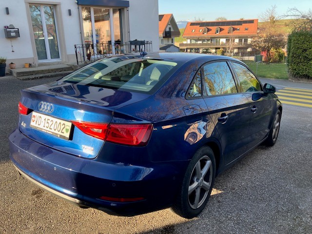 AUDI 1.4 T FSI COD Ambition S-Tr-image-1