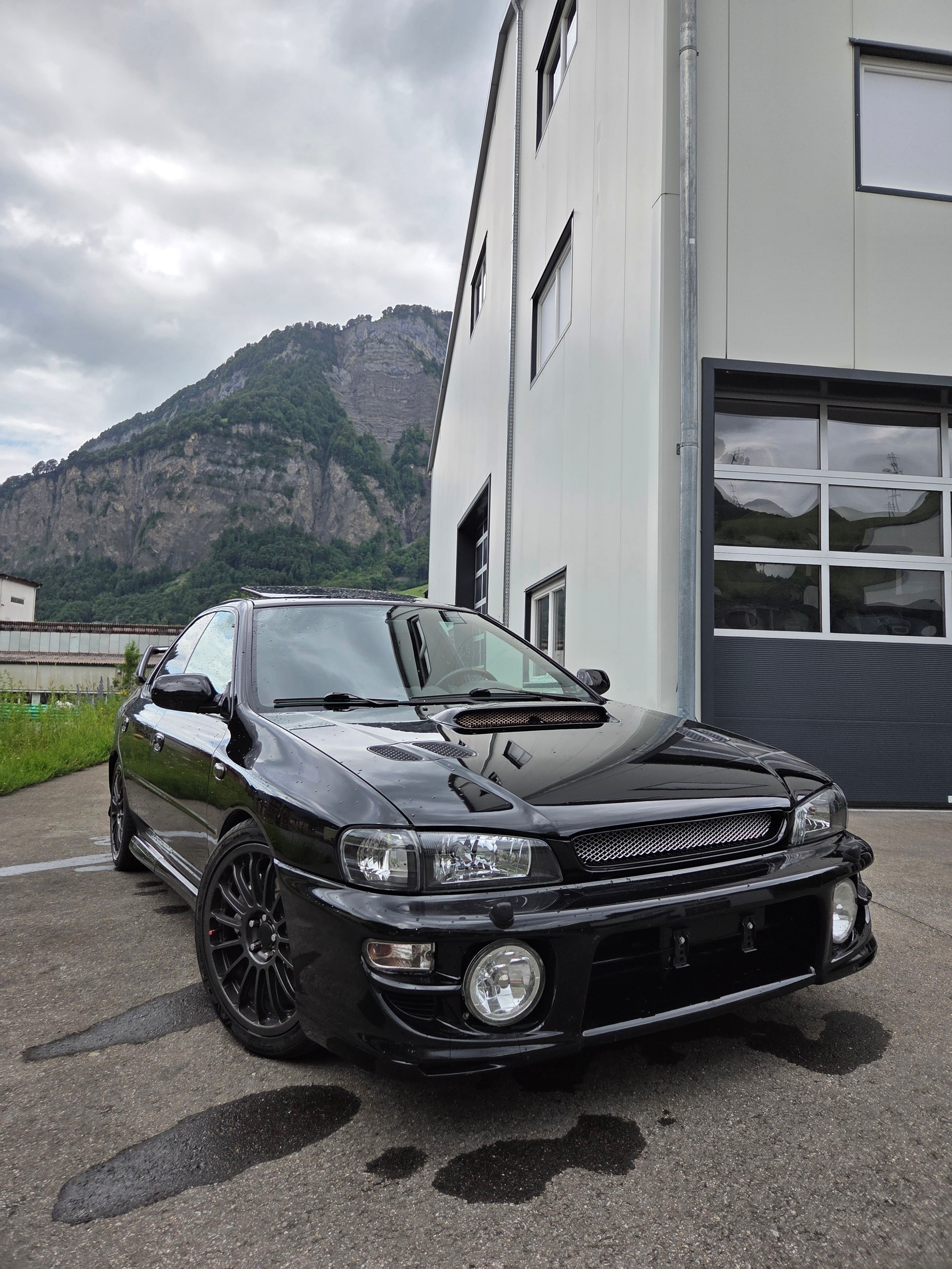 SUBARU 2.0 Turbo GT Black Star