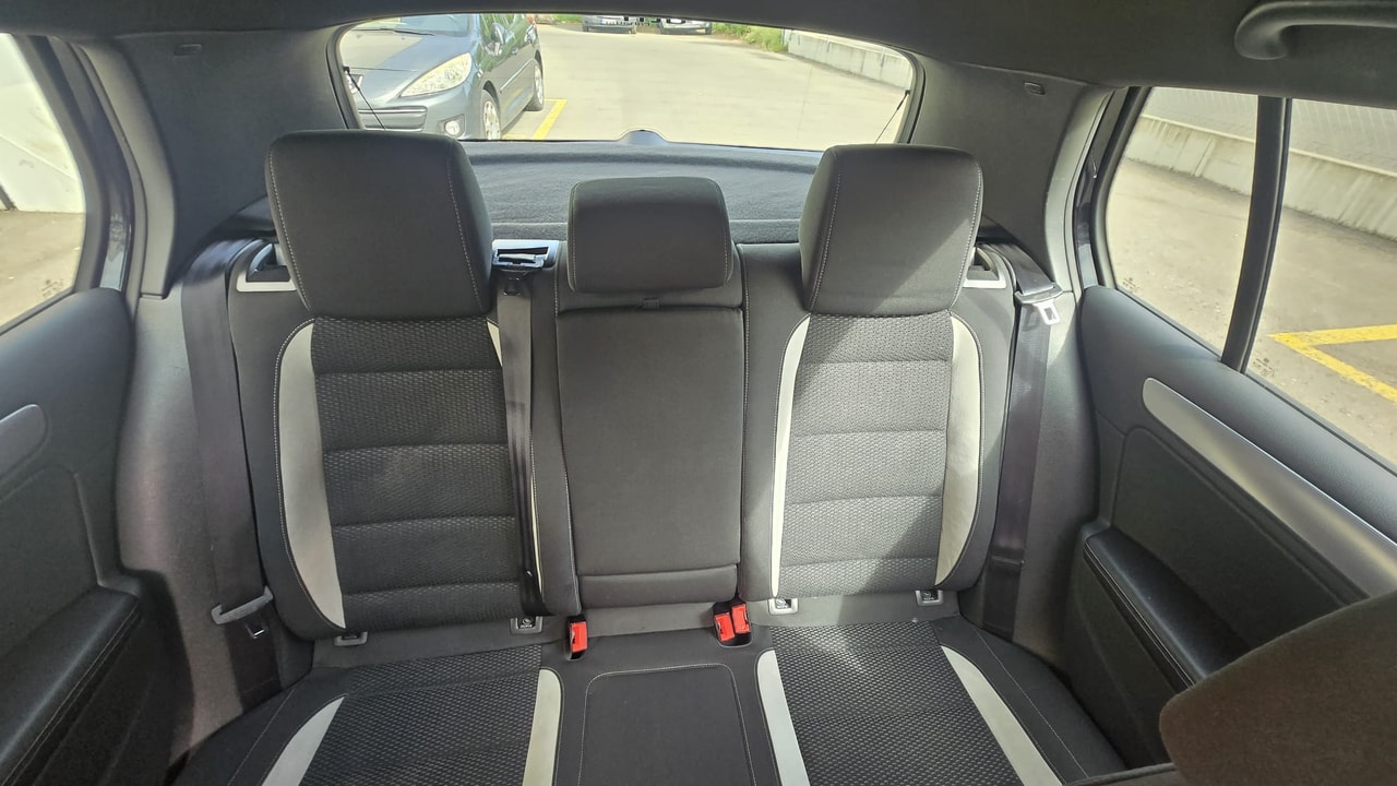 VW Golf 2.0 TSI R 4Motion DSG-image-11