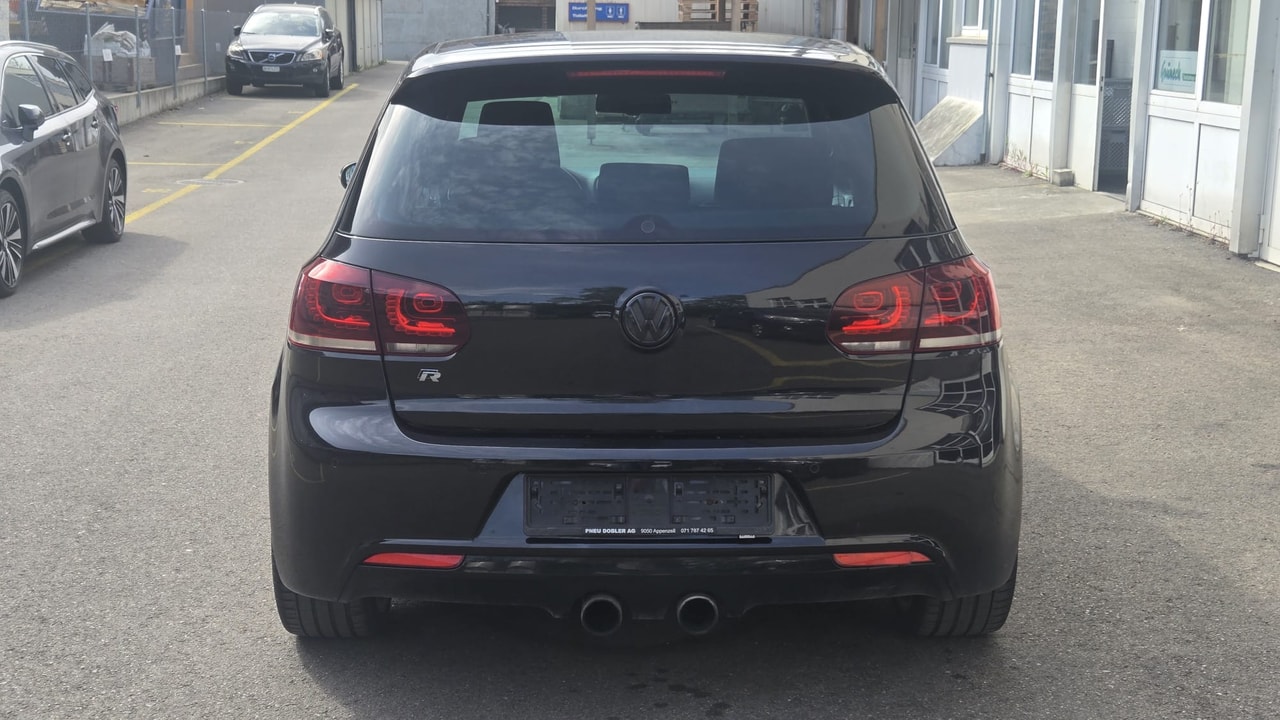 VW Golf 2.0 TSI R 4Motion DSG-image-6