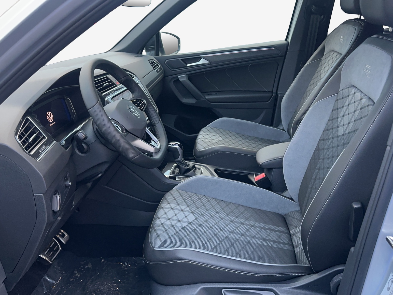VW Tiguan 1.5TSI Evo R-Line DSG-image-6