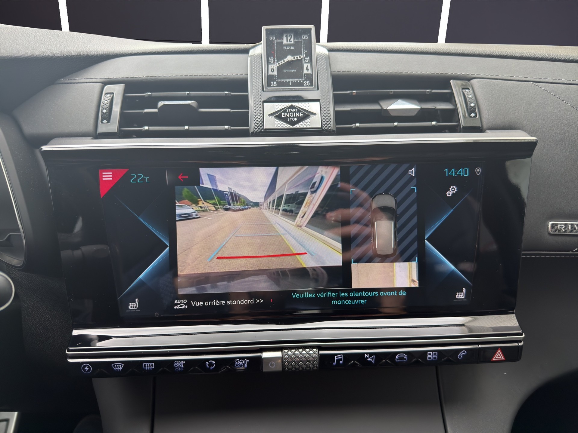DS AUTOMOBILES DS7 Crossback 1.6 E-Tense Be Chic 4x4-image-9
