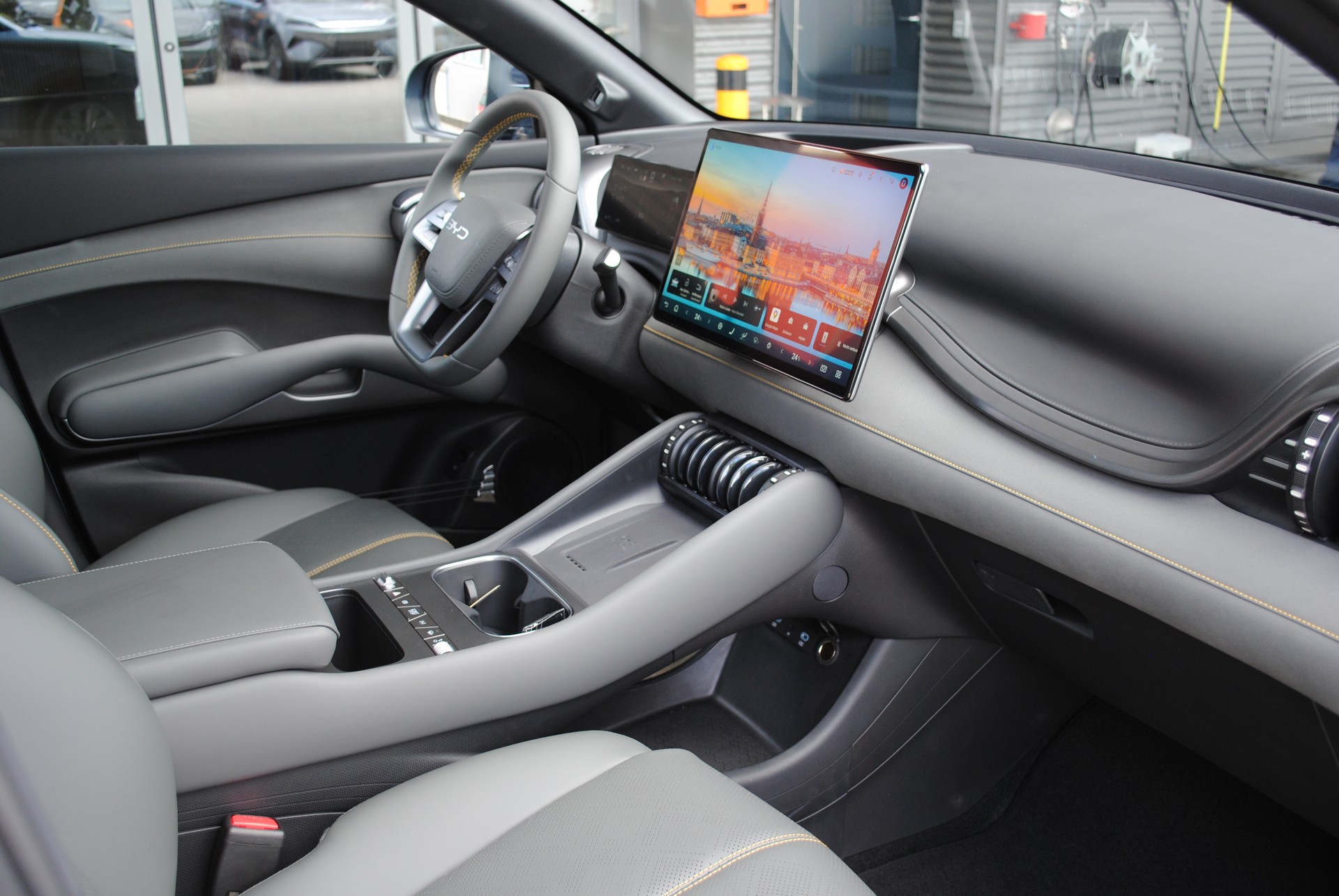 BYD Atto 3 EVO 74.8 kWh Excellence AWD-image-12
