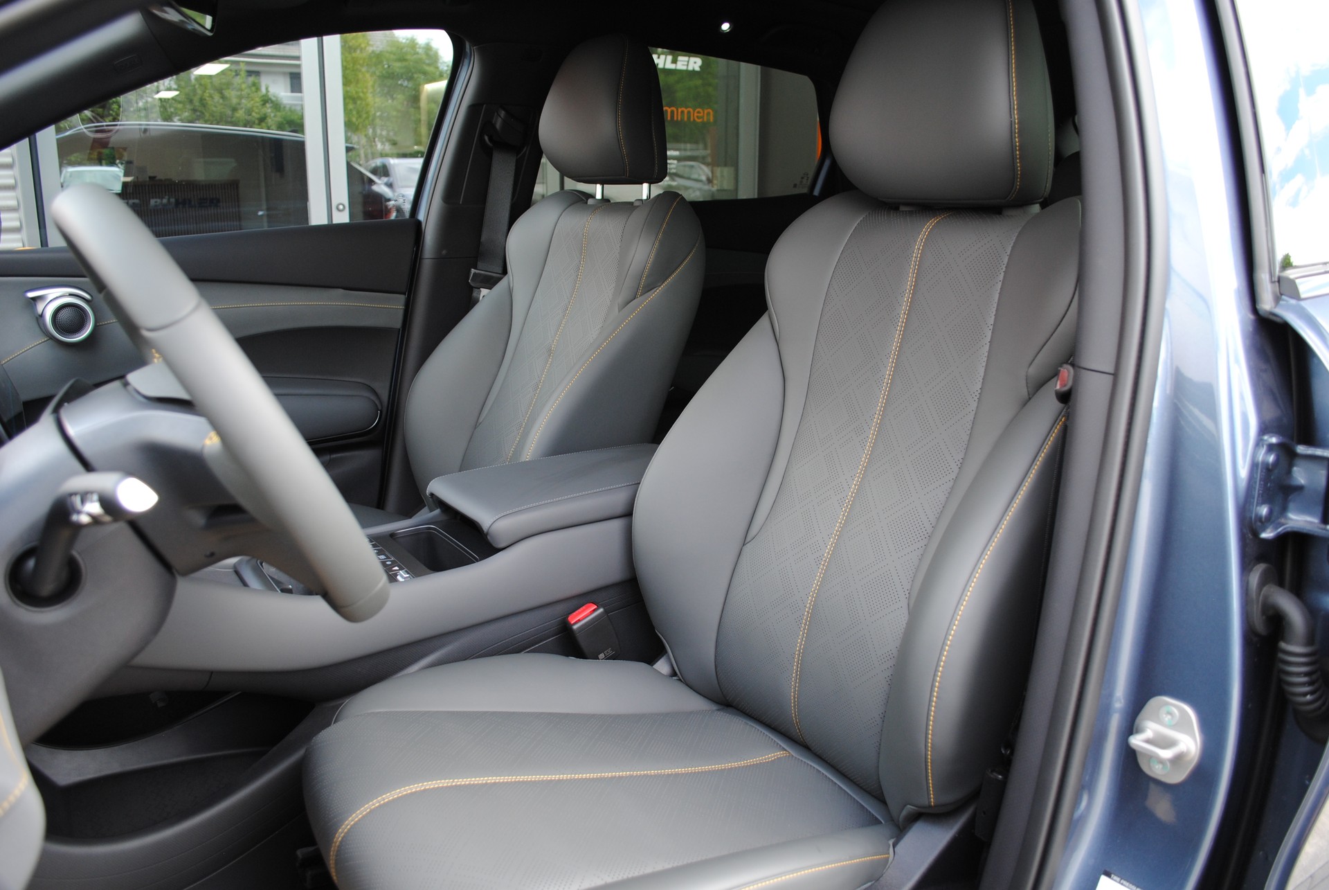 BYD Atto 3 EVO 74.8 kWh Excellence AWD-image-9