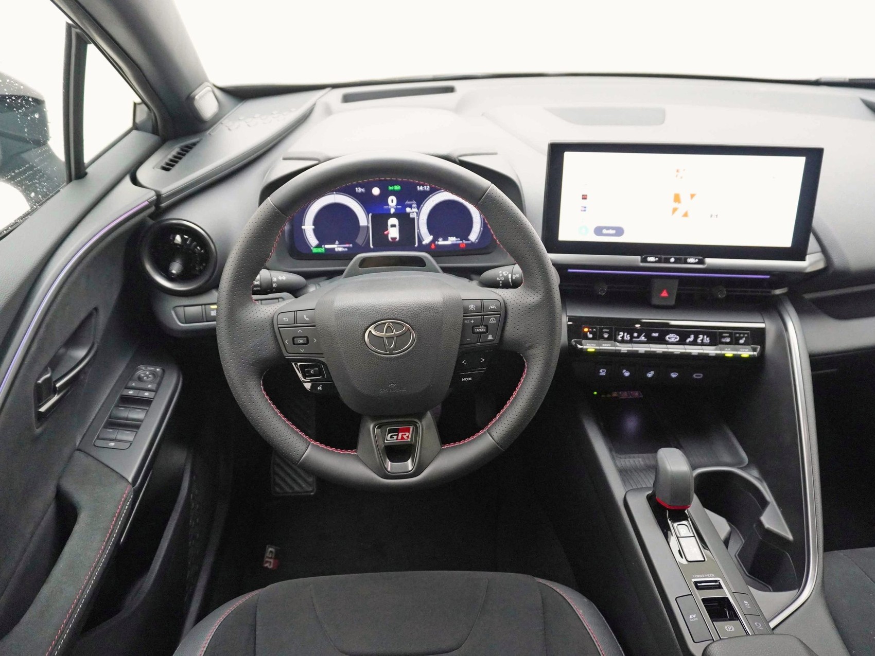 TOYOTA C-HR 2.0 HEV GR Sport 4x4 ** inkl. Winterräder **-image-10