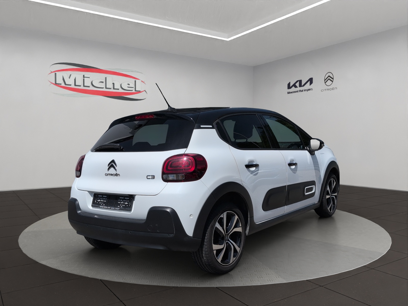 CITROEN C3 1.2i PureTech Shine 110PS Automatik / Rückfahrkamera / Totwinkelassistent / Premium Occasion Garantie-image-4