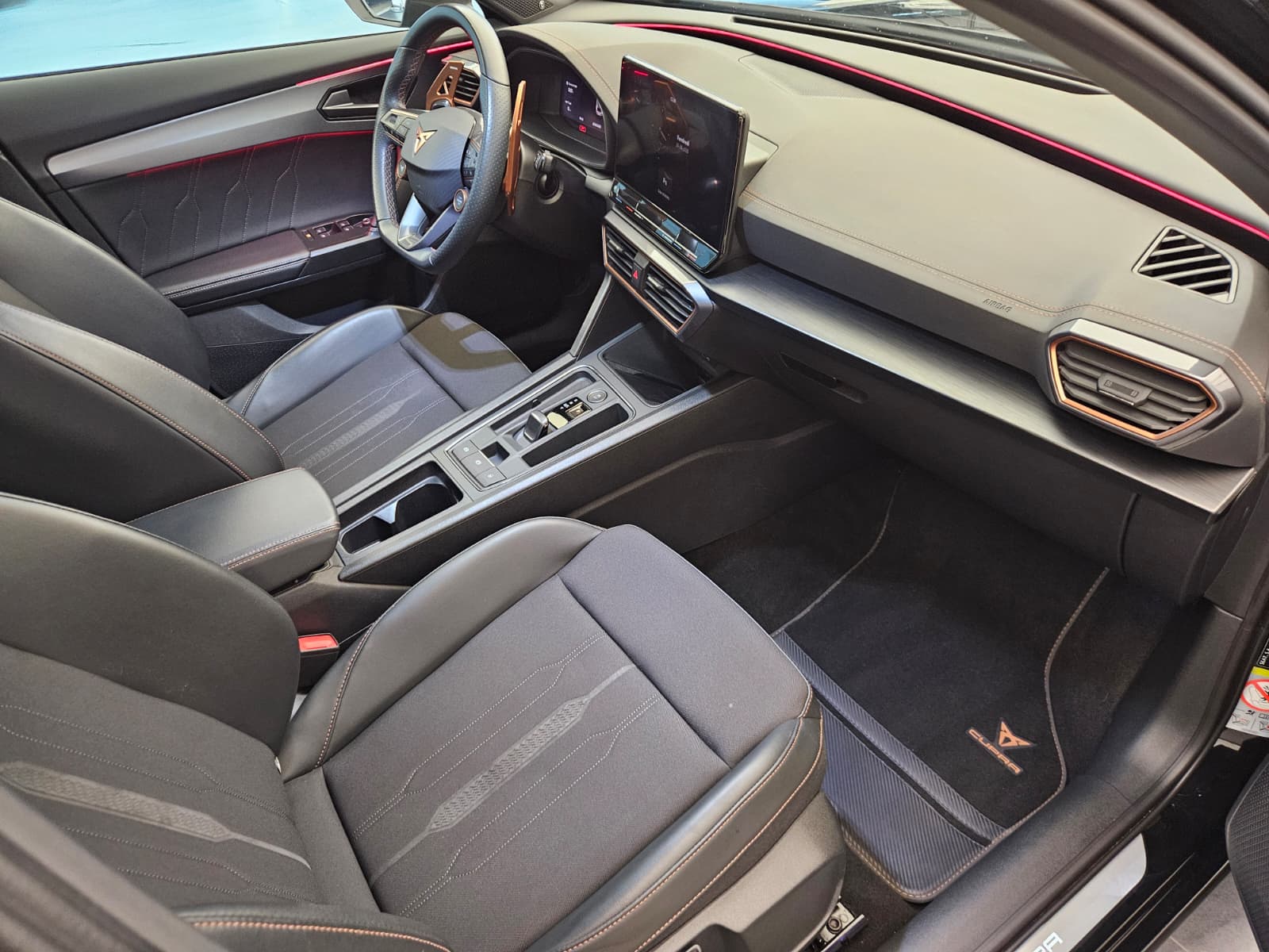 CUPRA Formentor 2.0TSI VZ 4Drive DSG-image-8