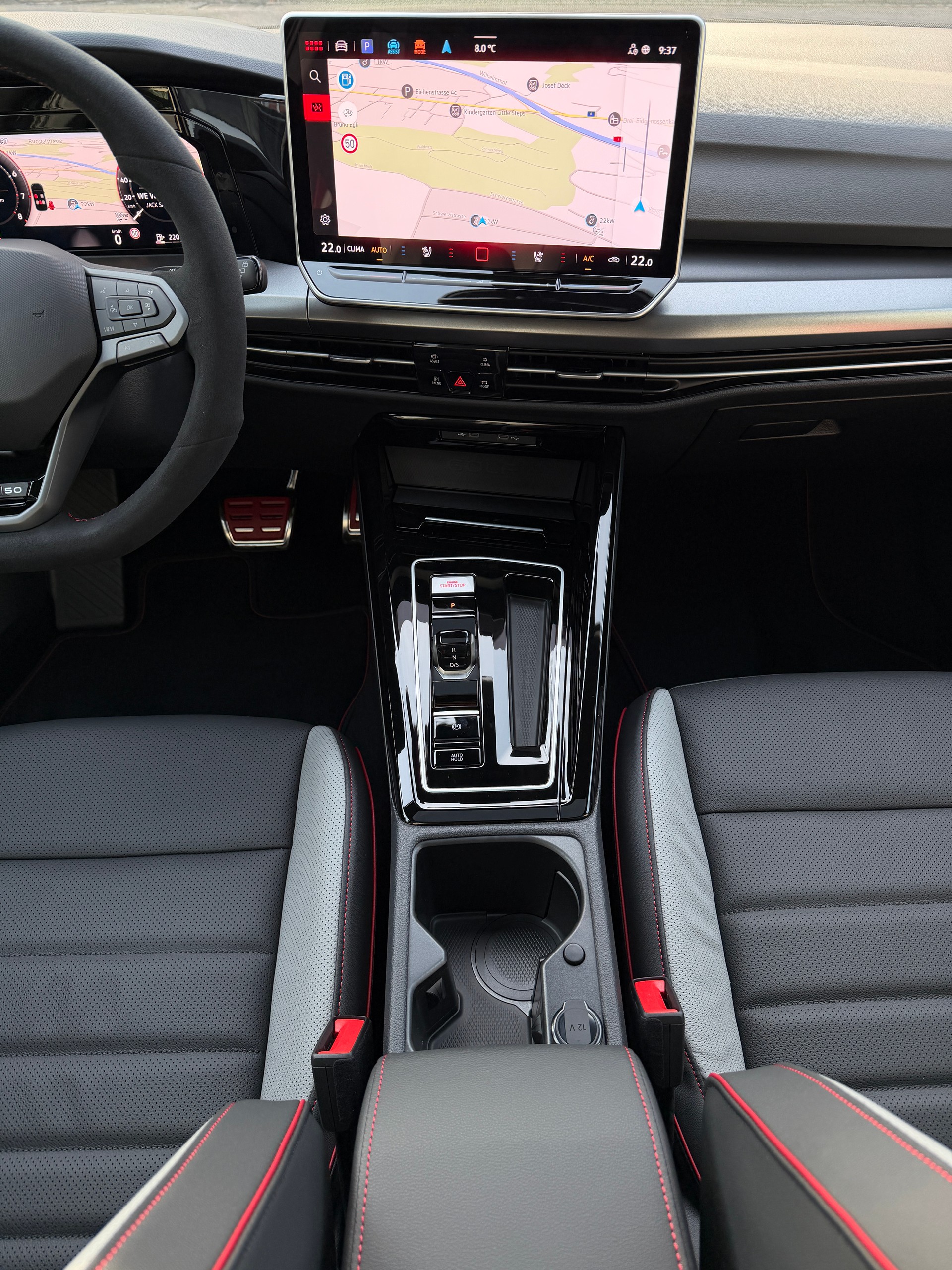VW Golf 2.0 TSI GTI Edition 50 DSG-image-11