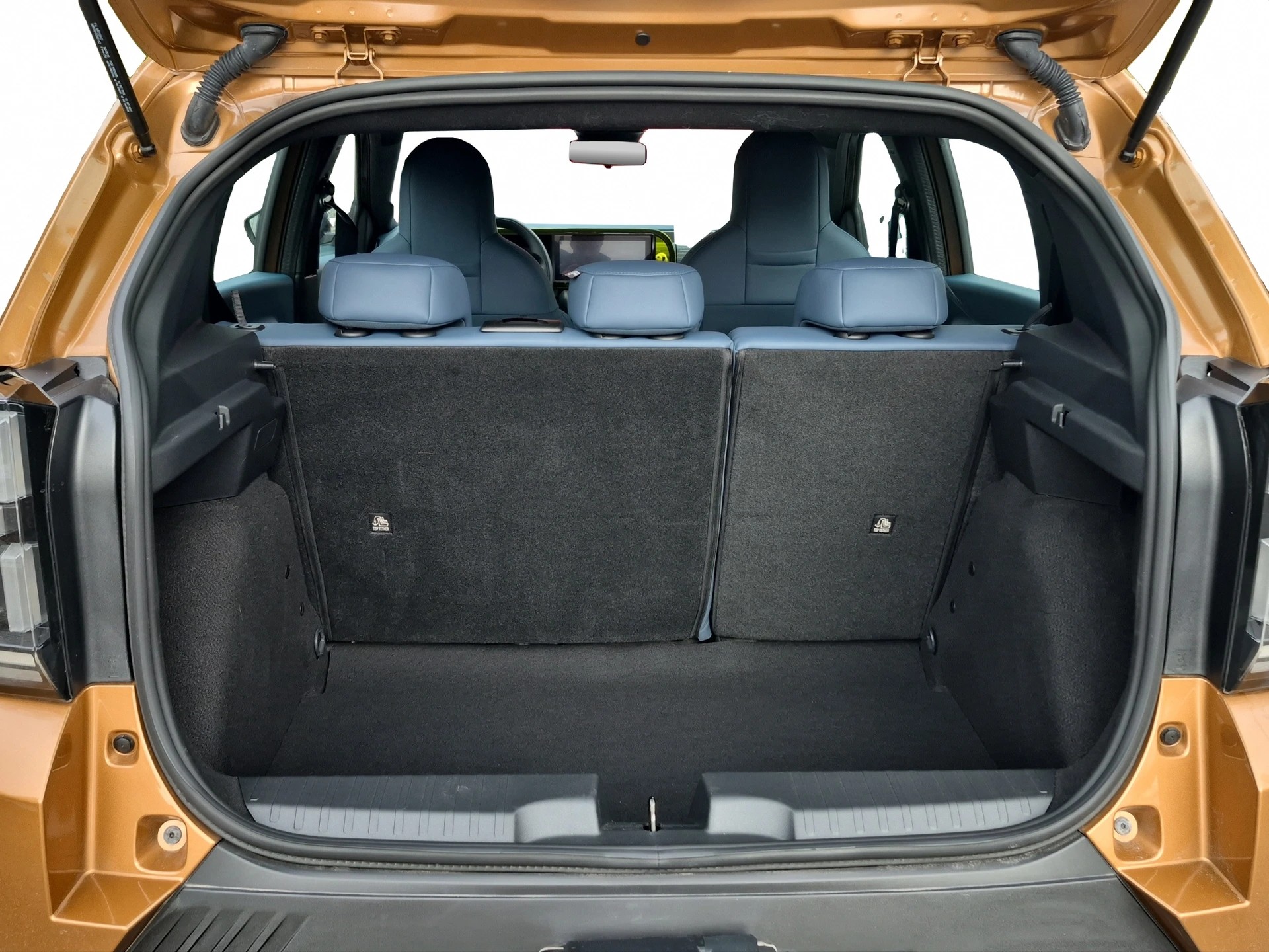 FIAT Grande Panda Elektro Red-image-12