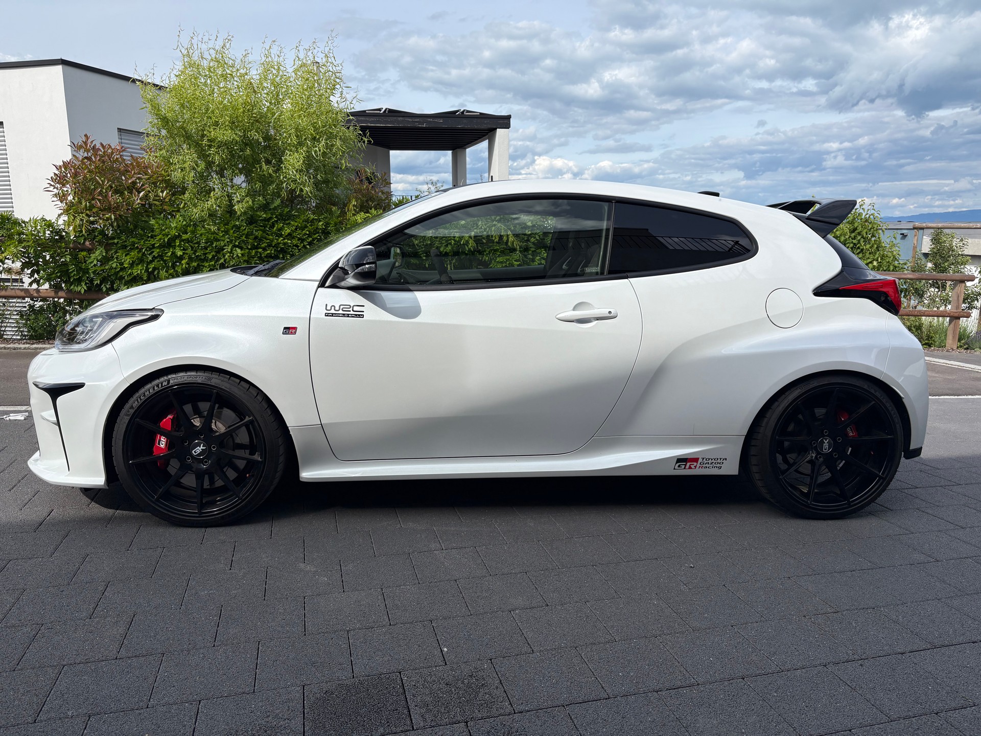 TOYOTA Circuit Pack-image-1