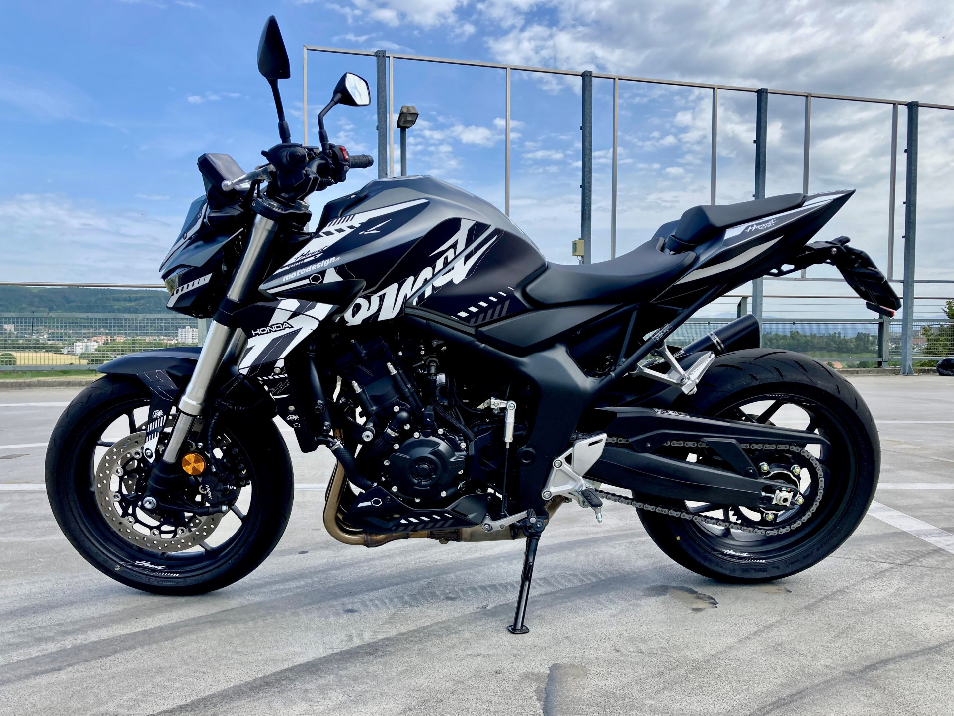 HONDA CB 1000 Hornet-showroom-element-2