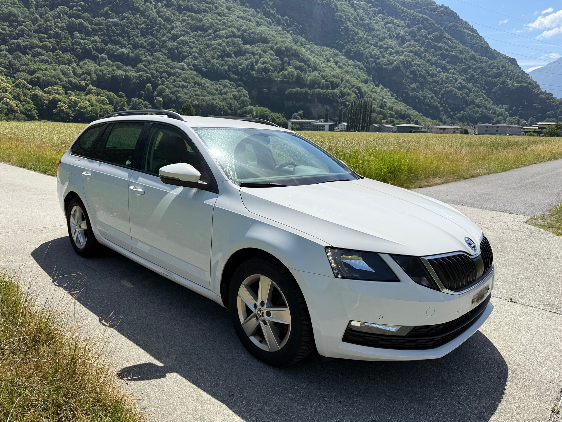 SKODA Octavia Combi 2.0 TDI Style 4x4 DSG-image-5
