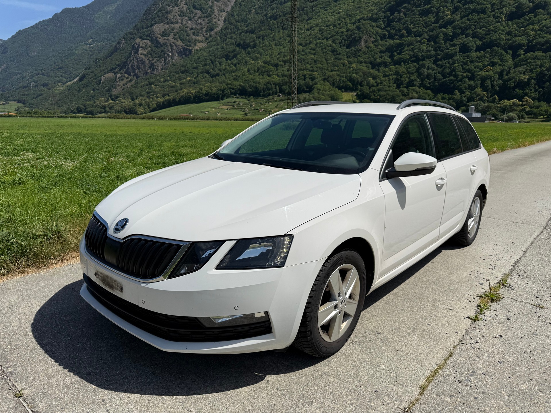 SKODA Octavia Combi 2.0 TDI Style 4x4 DSG-image-7