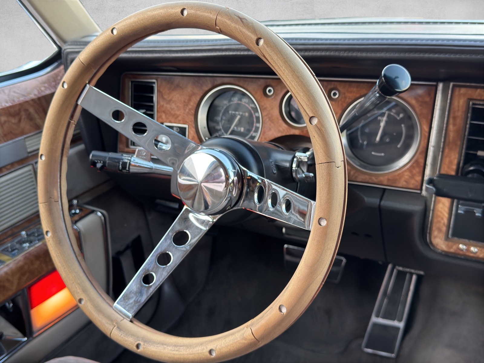 BUICK Electra 5.0 Park Avenue-image-9