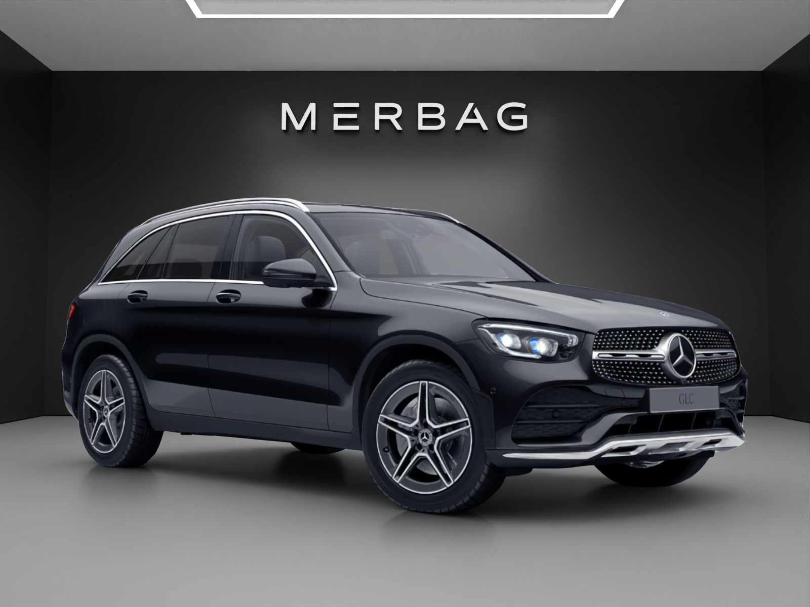 MERCEDES-BENZ GLC 300 AMG Line 4Matic 9G-Tronic-image-0