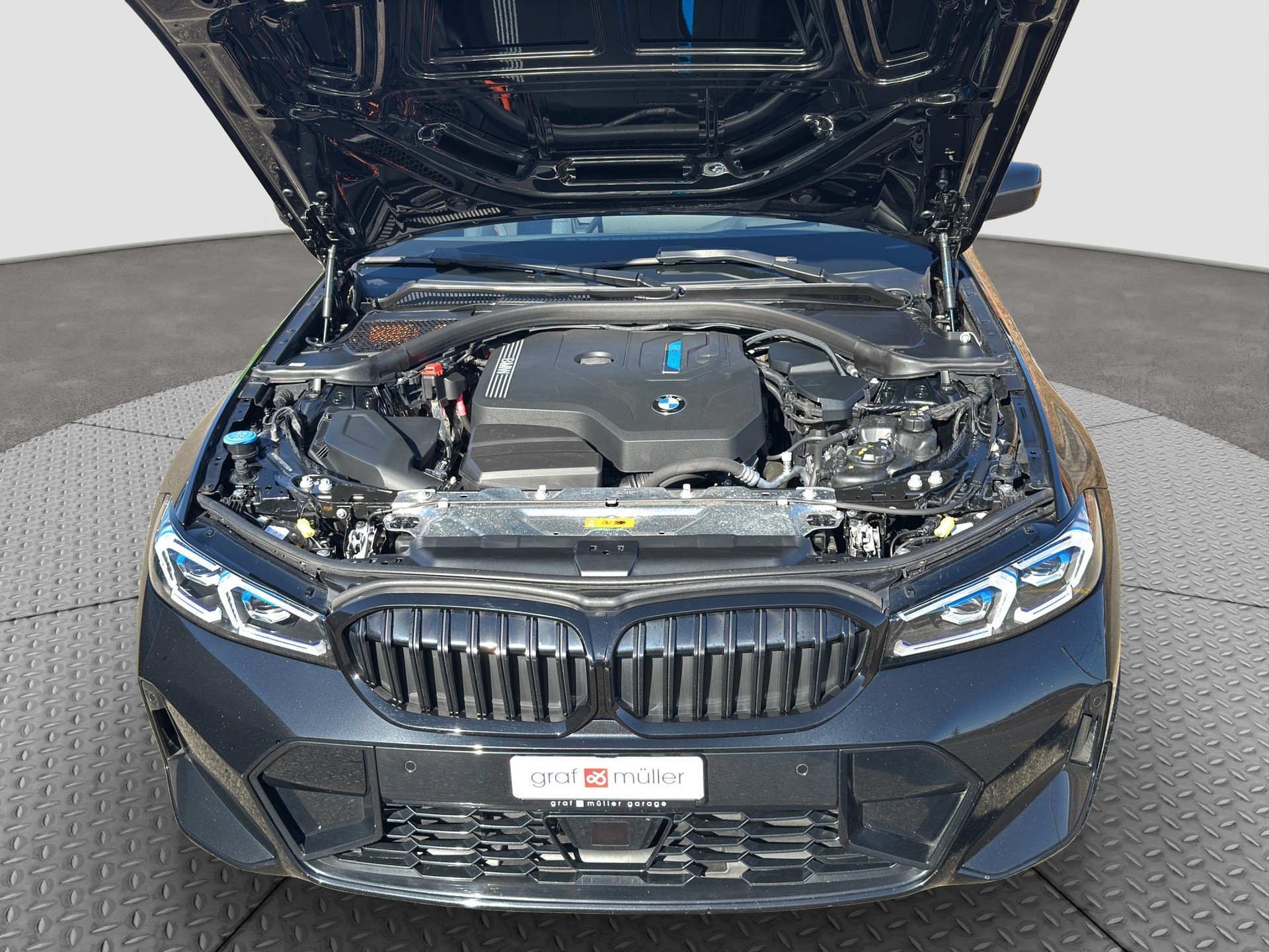 BMW 320e xDrive Touring Steptronic M Sport-image-22