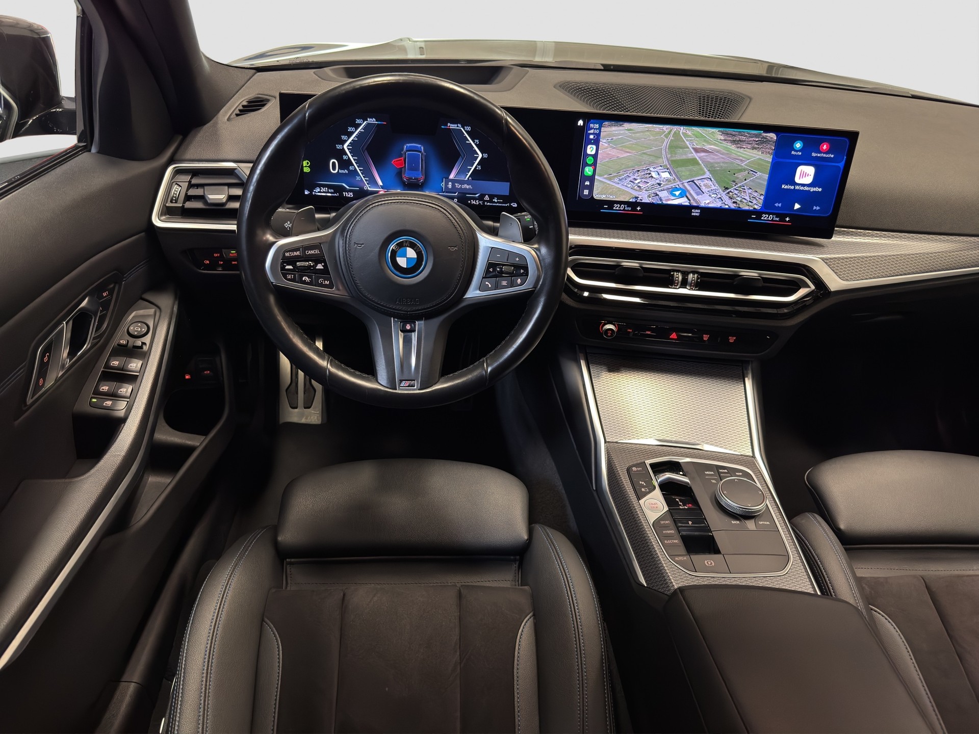 BMW 320e xDrive Touring Steptronic M Sport-image-3