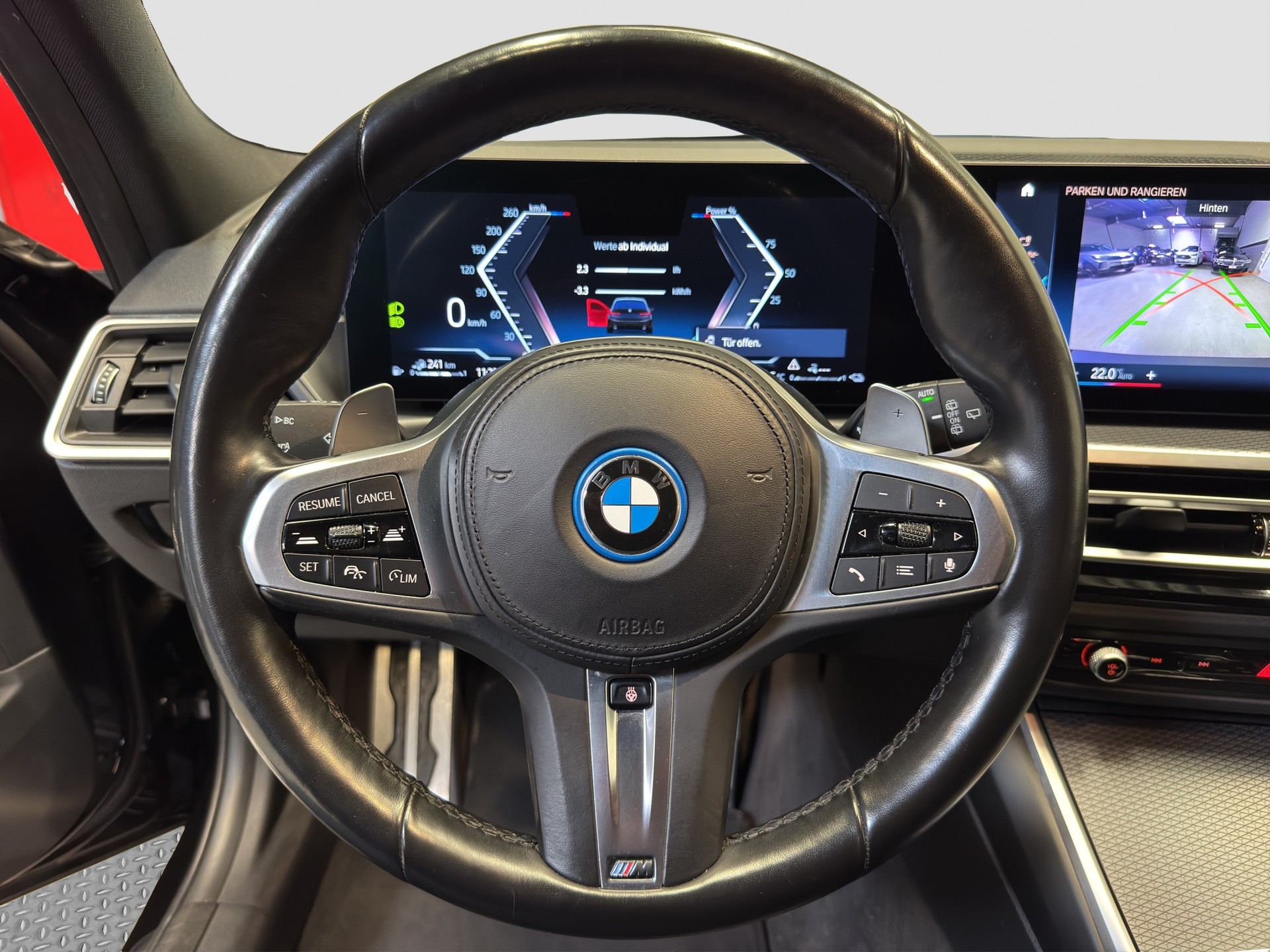BMW 320e xDrive Touring Steptronic M Sport-image-4