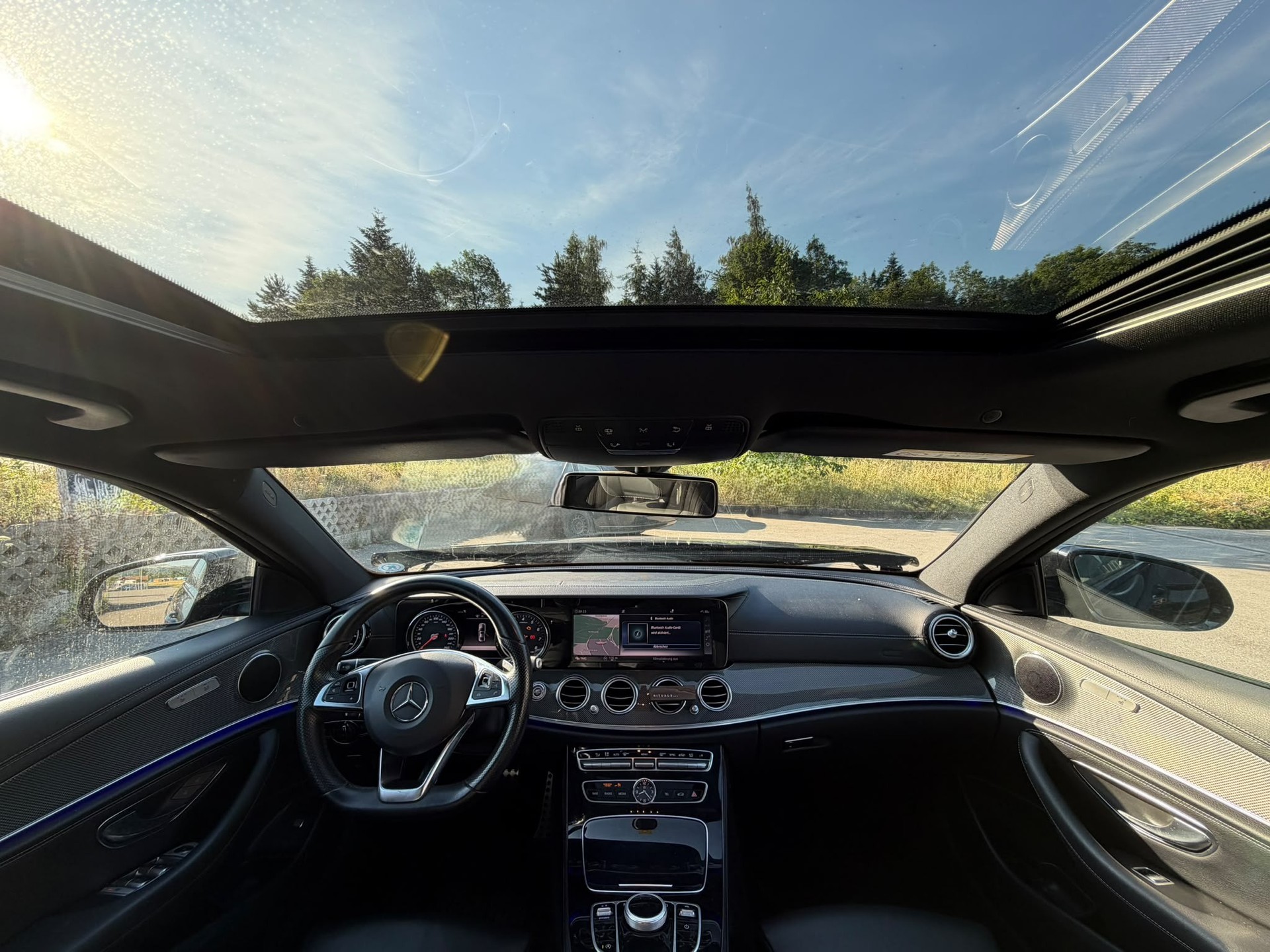 MERCEDES-BENZ E 400 AMG Line 4Matic 9G-Tronic-image-4