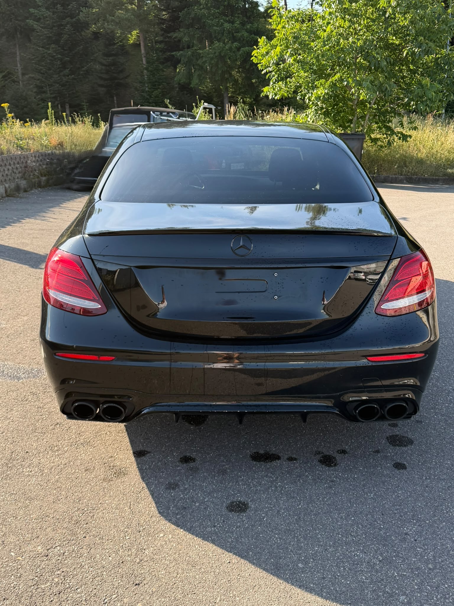 MERCEDES-BENZ E 400 AMG Line 4Matic 9G-Tronic-image-2